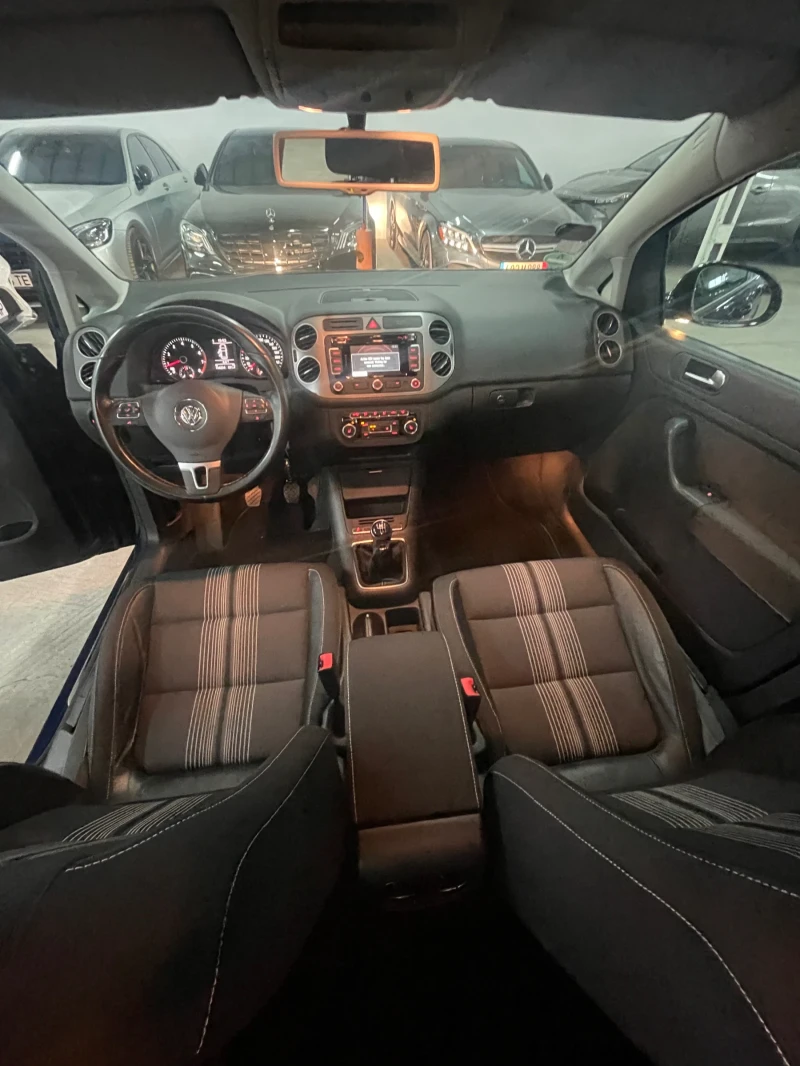 VW Golf Plus 1.4TSI/Подгрев/Парктр/Обслужена/ГЕРМАНИЯ!!!, снимка 9 - Автомобили и джипове - 53434375