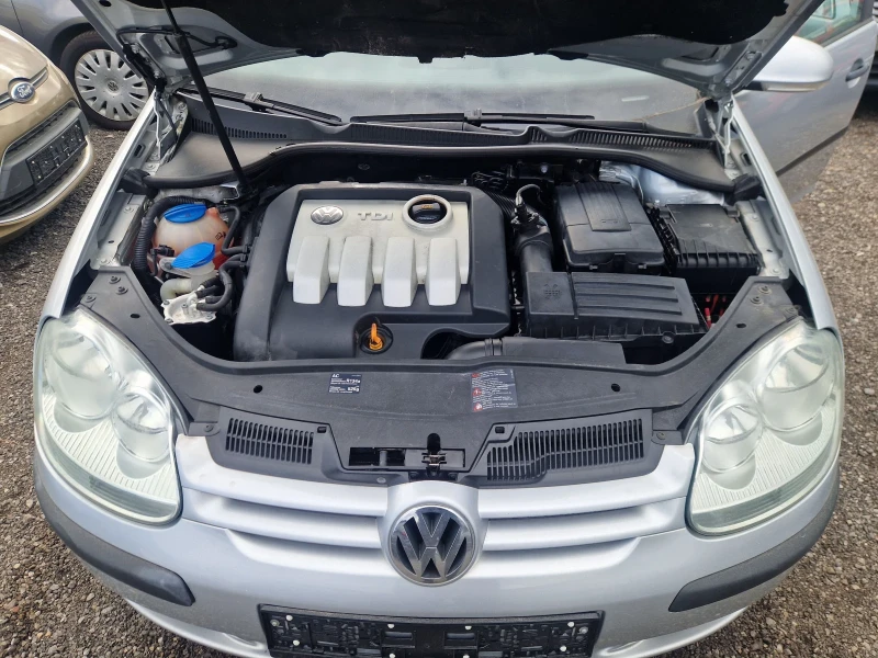 VW Golf 1.9 TDI 105HP.ITALIA, снимка 14 - Автомобили и джипове - 53442984