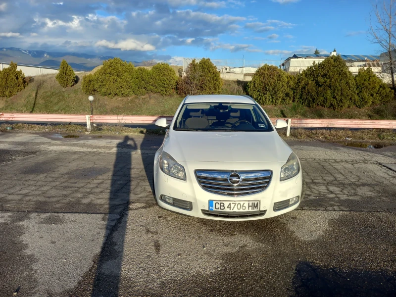 Opel Insignia, снимка 2 - Автомобили и джипове - 53512613