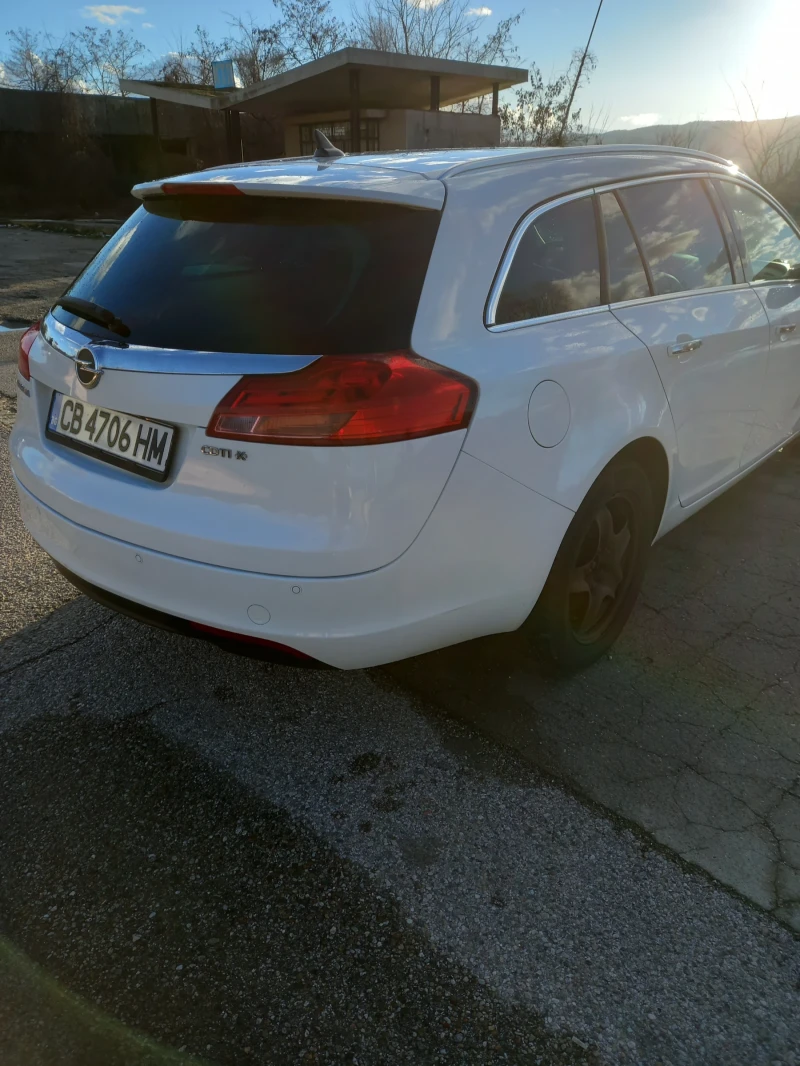 Opel Insignia, снимка 7 - Автомобили и джипове - 53512613