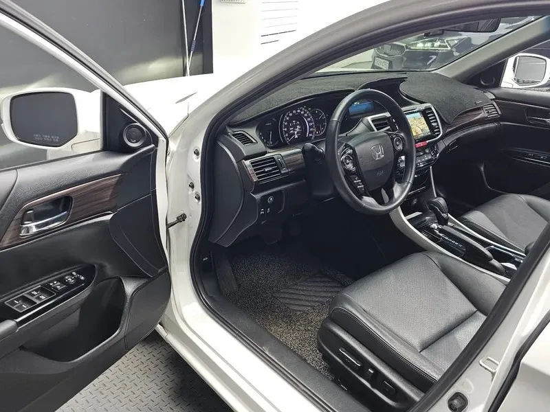 Honda Accord Accord 2.4 9Th Generation | Mobile.bg � ����������� 10