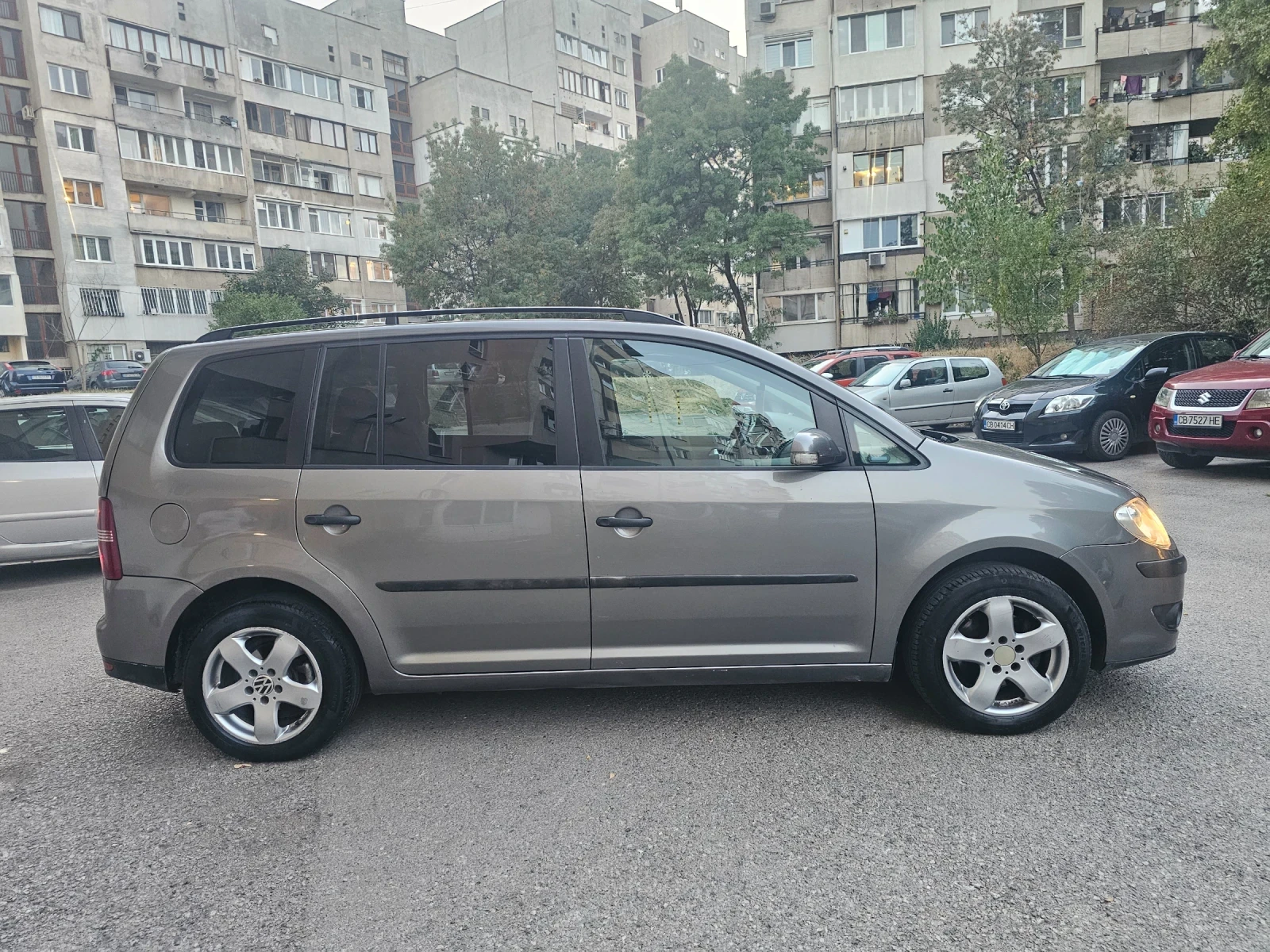 VW Touran Facelift! ГАЗ-ИНЖ 7МЕСТА* КЛИМАТРОНИК* !ТОП! - изображение 6