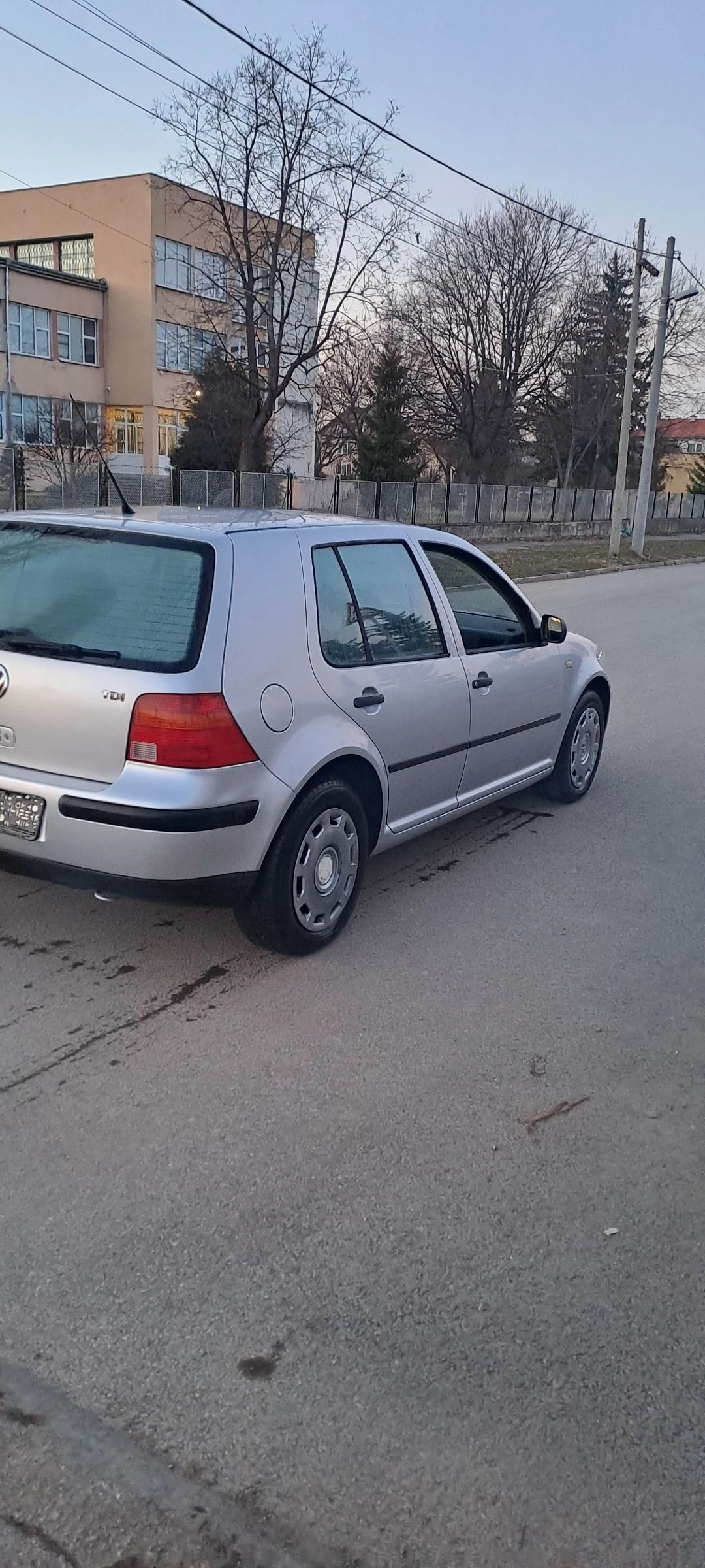 VW Golf 1.9 TDI 110к.с - изображение 4