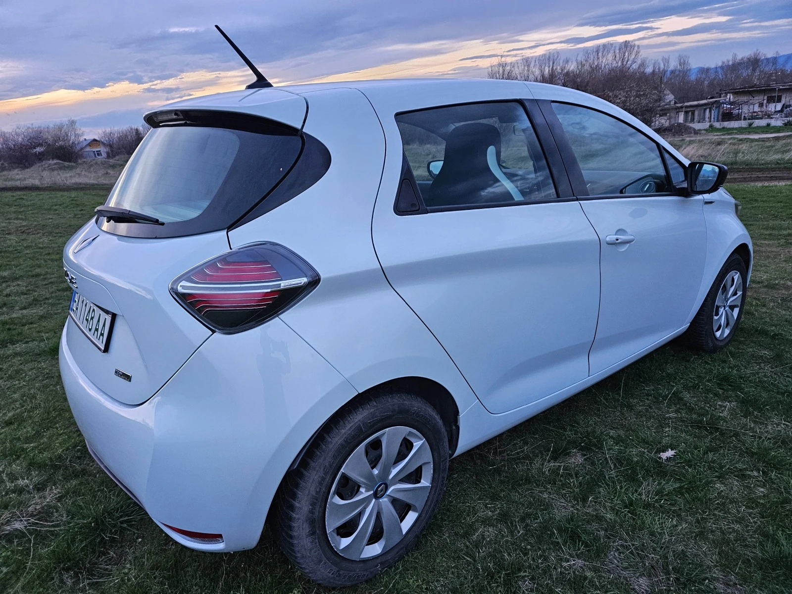 Renault Zoe 52 KW - ЛИЗИНГ - изображение 5