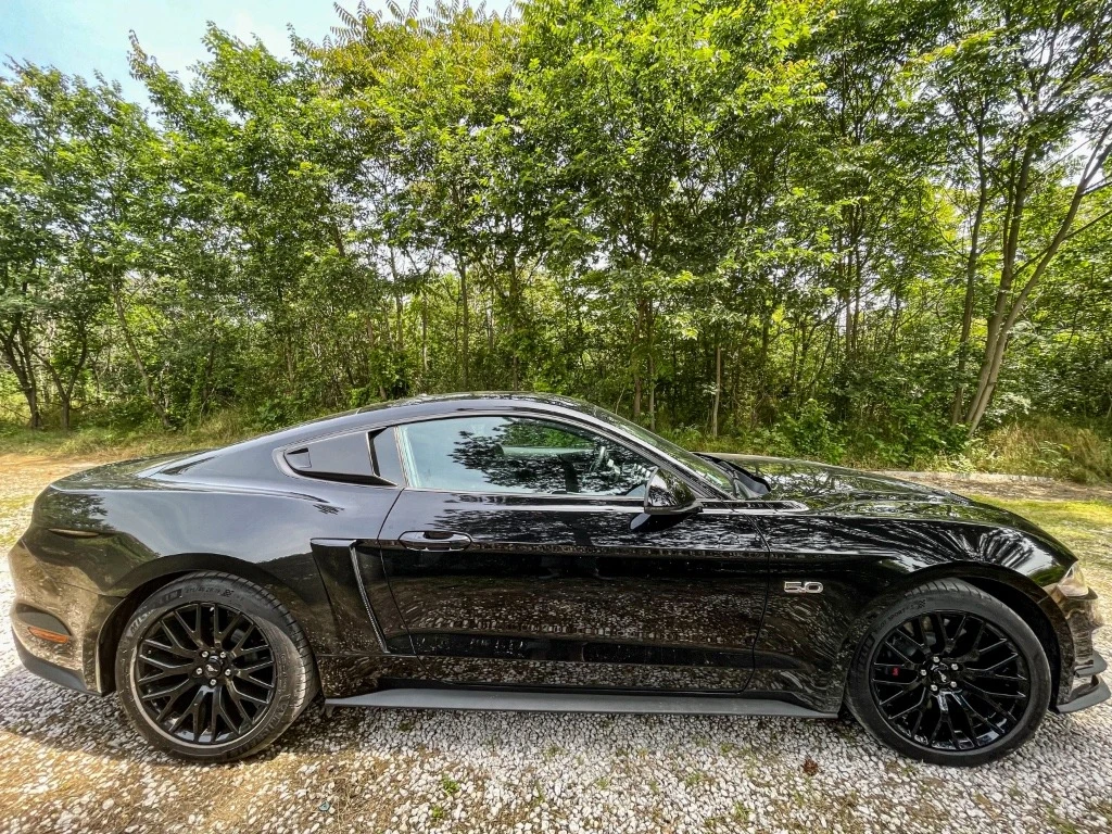 Ford Mustang GT 5.0 DARK SHADOW 52 000км - изображение 5