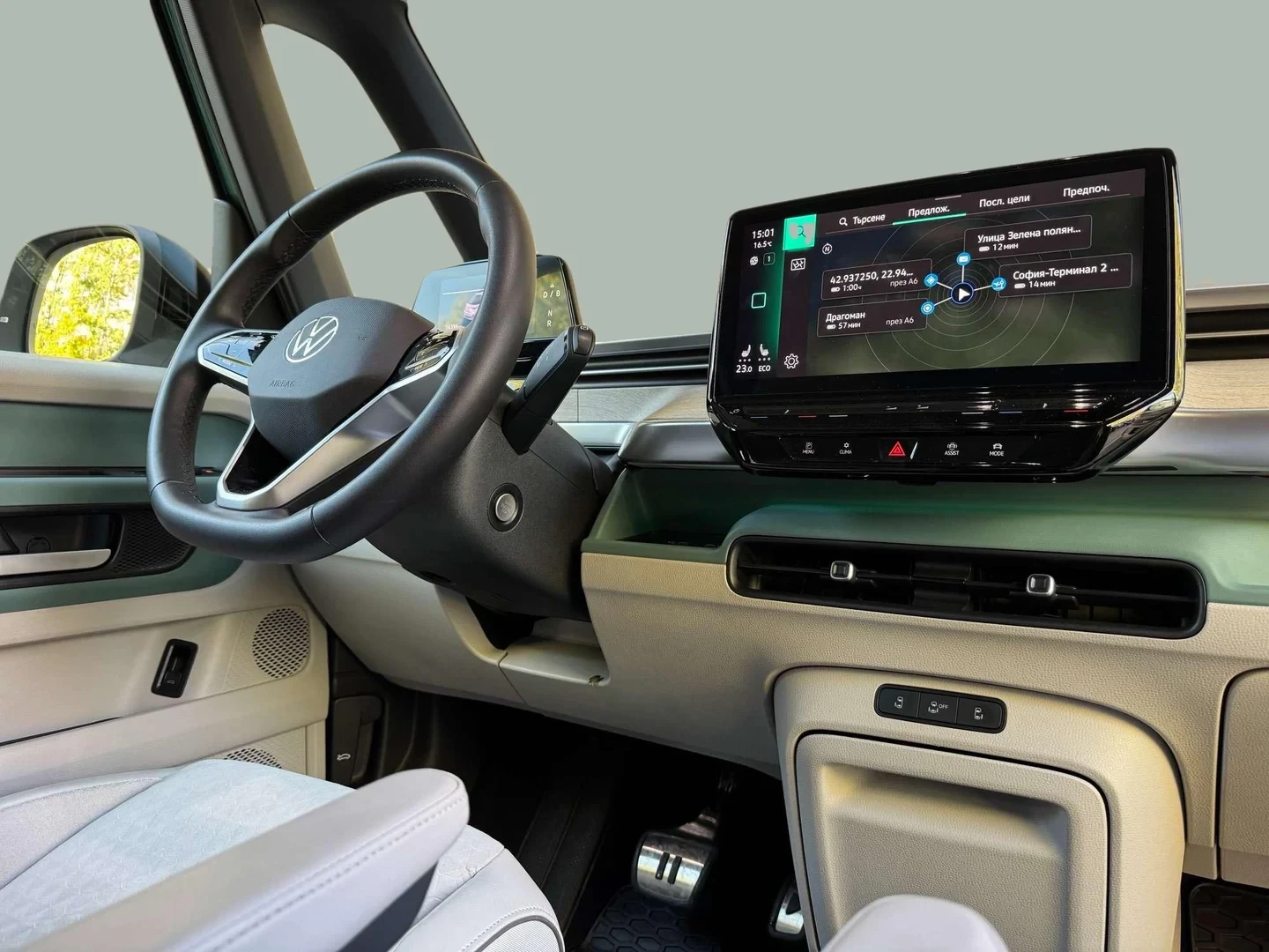 VW ID.Buzz Pro S 77 kWh 150 kW 1AT - изображение 8