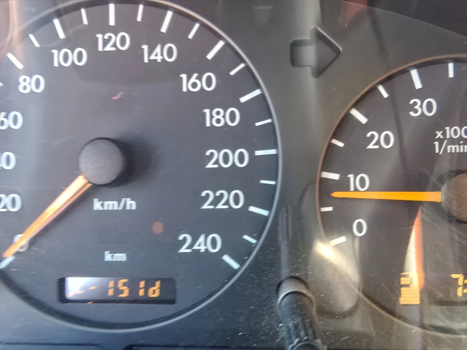 Mercedes-Benz 320 facelift | Mobile.bg — изображение 11