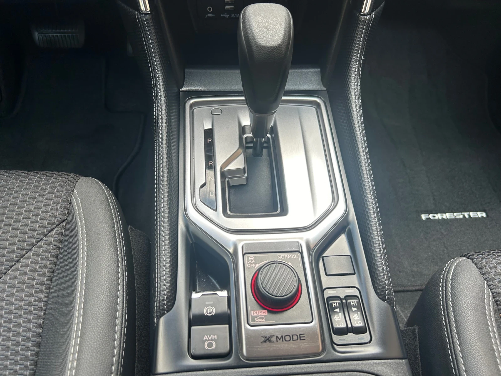 Subaru Forester PREMIUM 4x4 13 000   | Mobile.bg   11