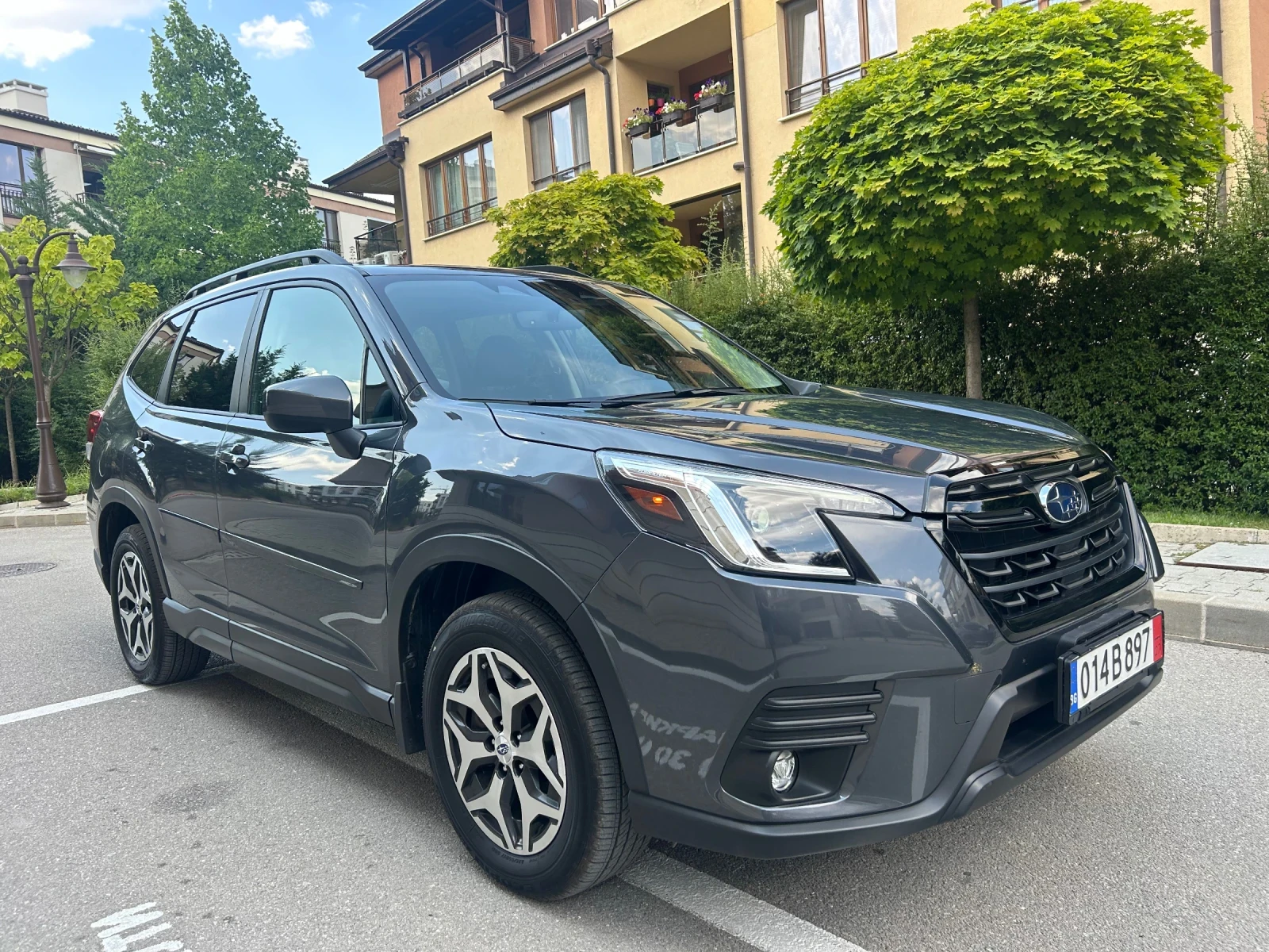 Subaru Forester PREMIUM 4x4 13 000 КМ НОВА - изображение 3