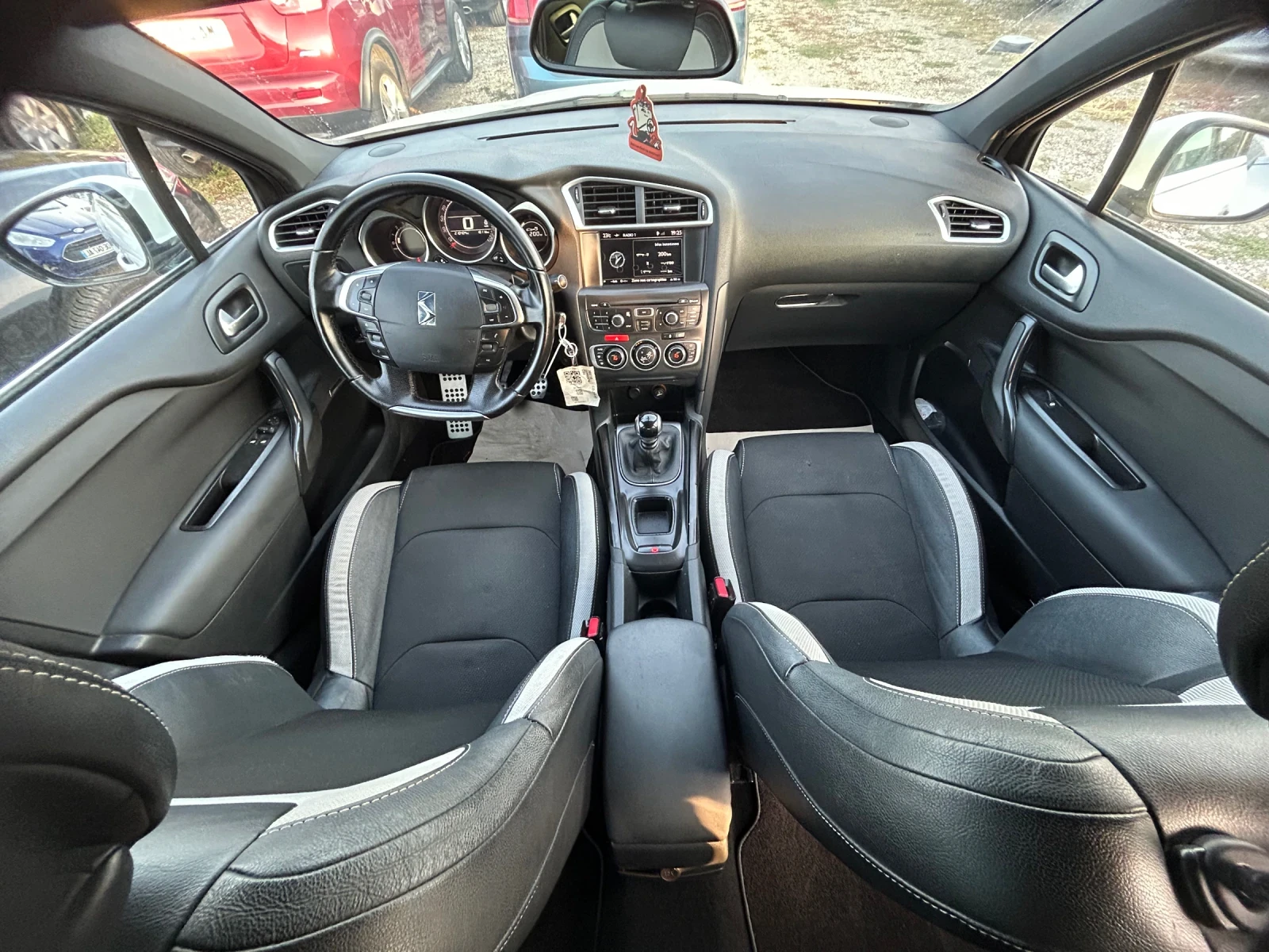 Citroen DS4 1.6E-HDi/NAVi/112K.C./EURO 5/  | Mobile.bg   11