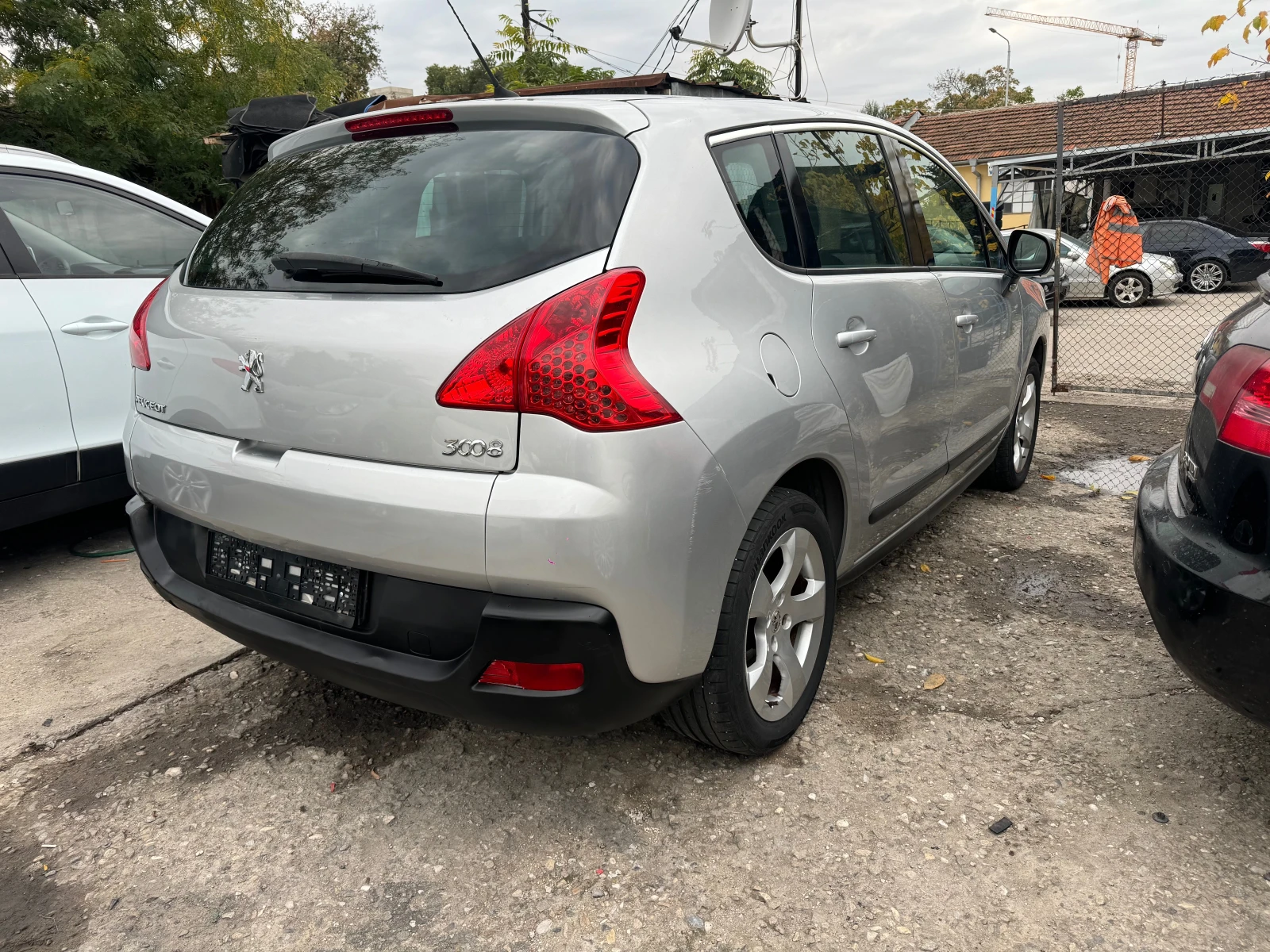 Peugeot 3008 1.6i 120HP 6 SKOROSTI 160000KM PANORAMA NOVA 2011G - изображение 8