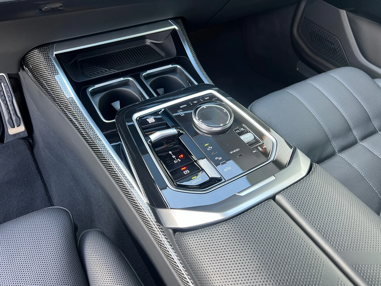 BMW 740 d* X-Drive*  | Mobile.bg   8