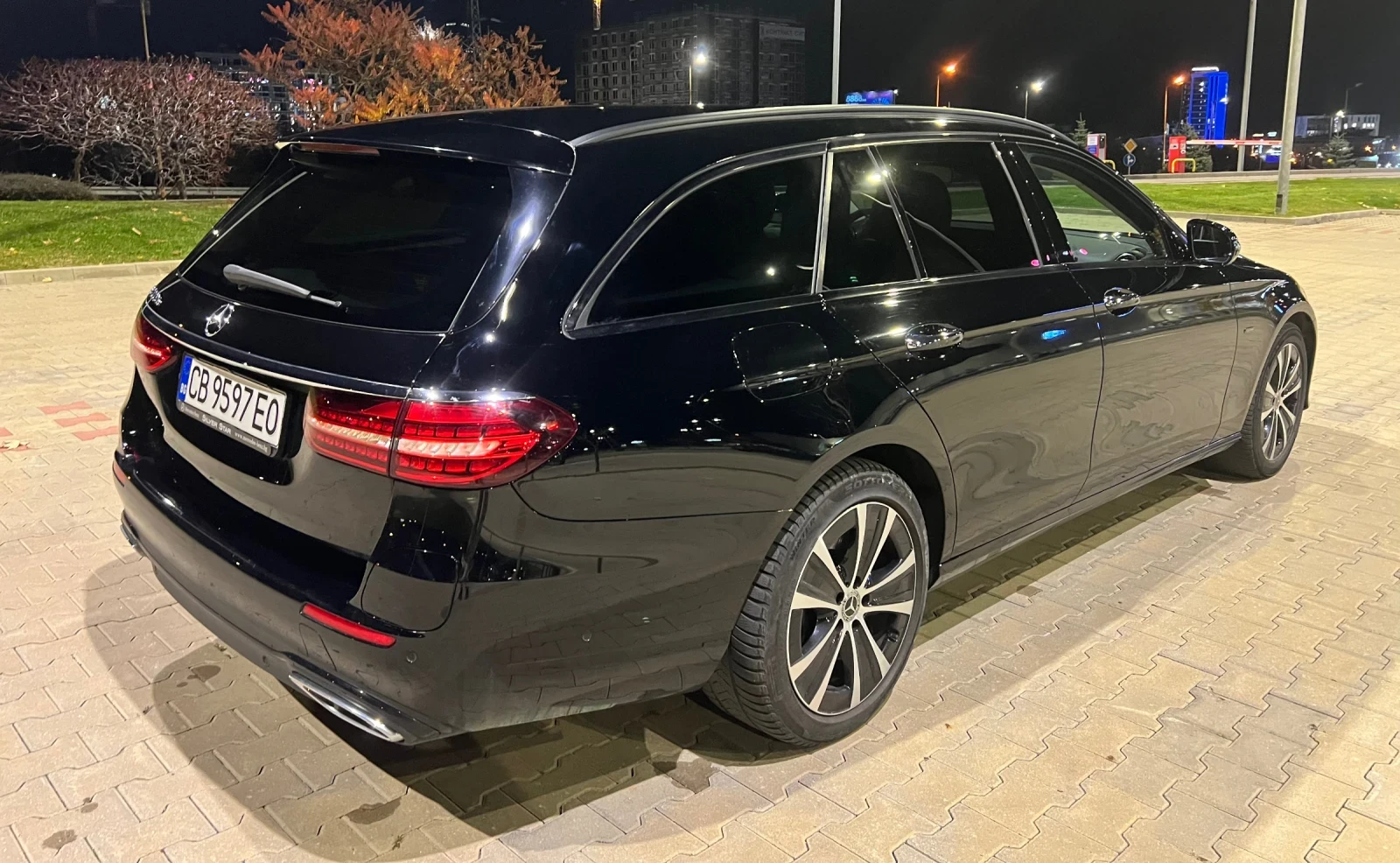 Mercedes-Benz E 300 Plug in hybrid  | Mobile.bg   6