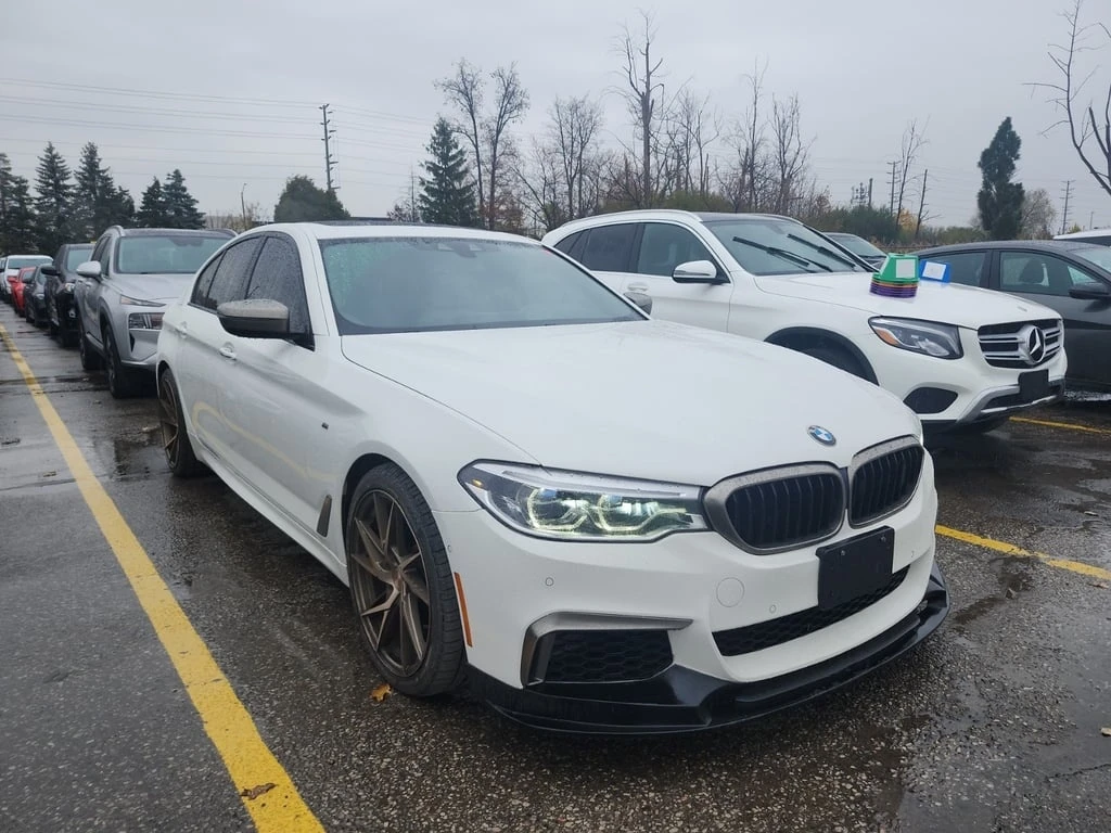 BMW 550 * M550I XDRIVE * CARFAX * БЕЗ ПЪРВОНАЧАЛНА ВНОСКА - изображение 2