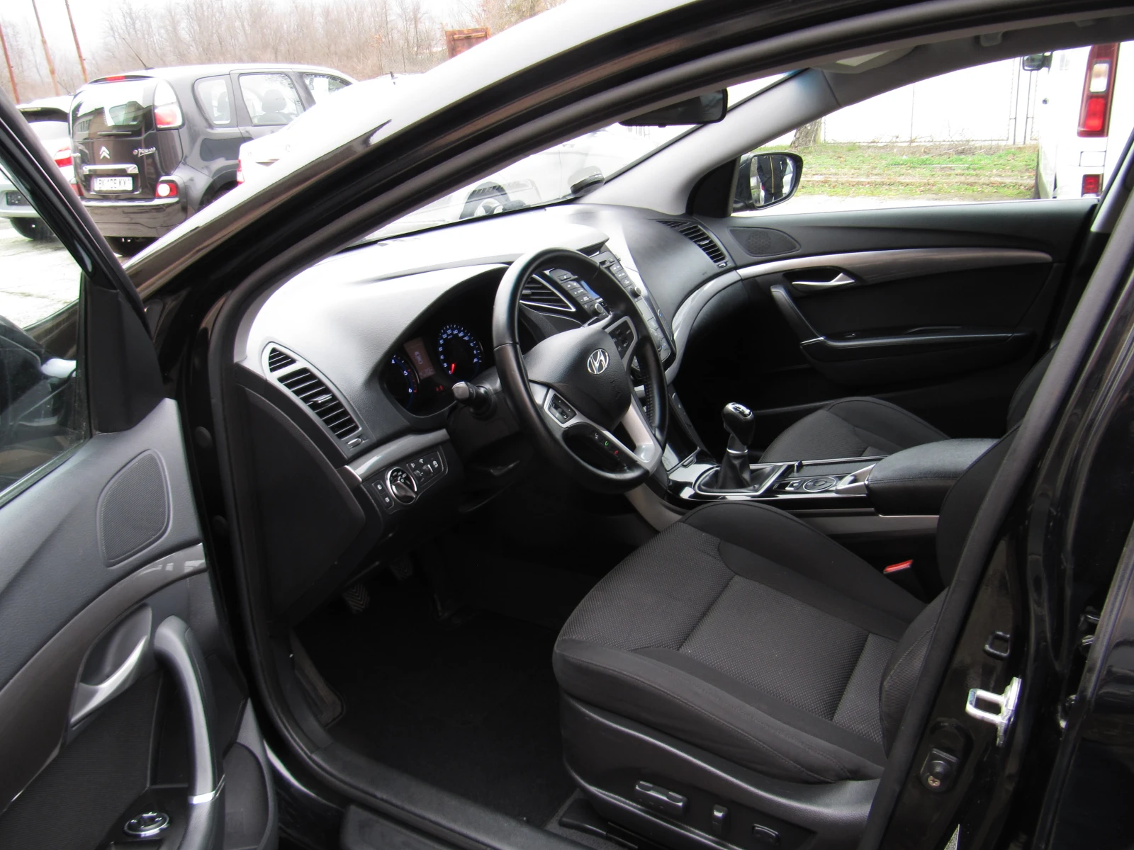 Hyundai I40 1.7CRDI 6ck. | Mobile.bg � ����������� 14