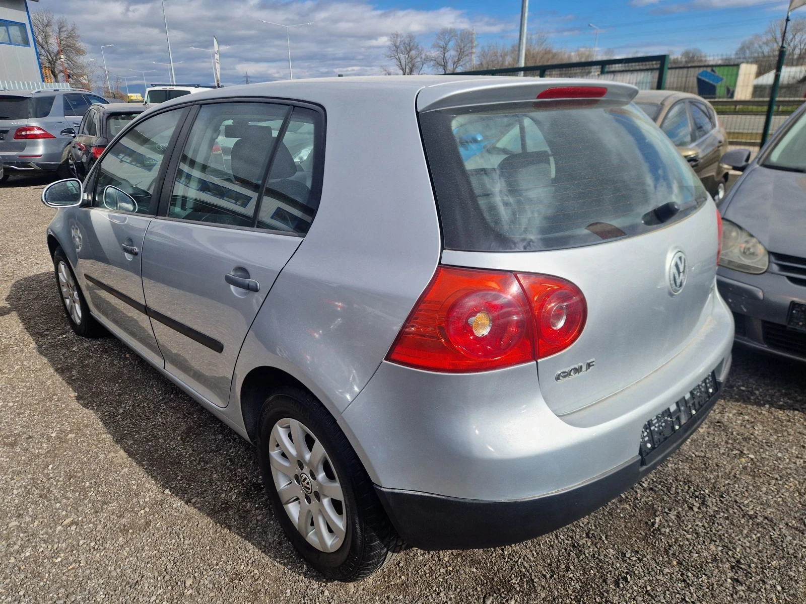 VW Golf 1.9 TDI 105HP.ITALIA - изображение 7