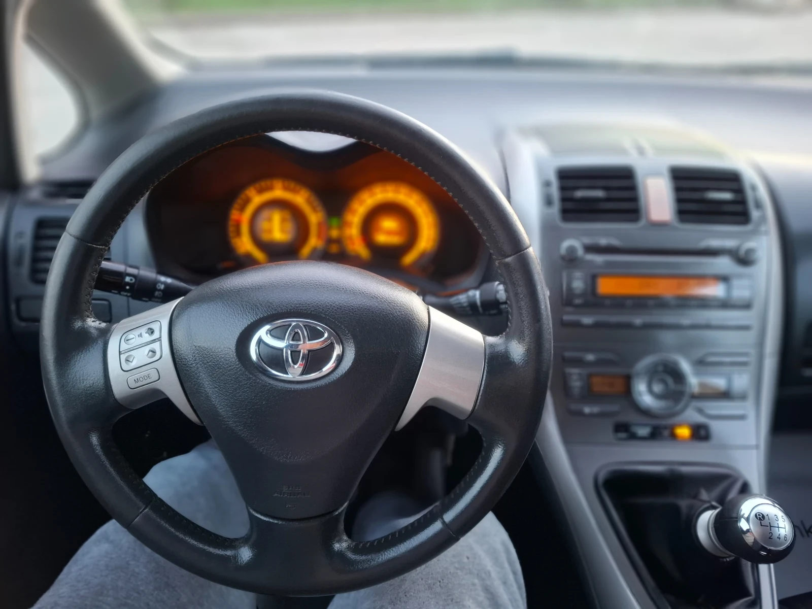 Toyota Auris 2.0D4D 126hp * КЛИМАТРОНИК * EURO 4 * ЛИЗИНГ *  - изображение 8