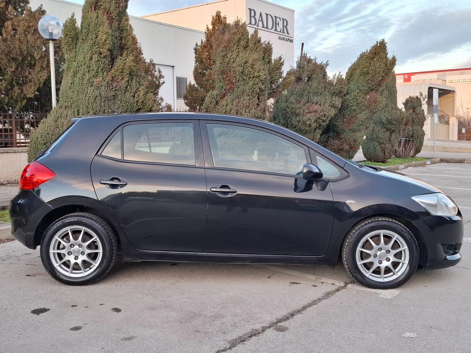 Toyota Auris 2.0D4D 126hp * КЛИМАТРОНИК * EURO 4 * ЛИЗИНГ *  - изображение 4
