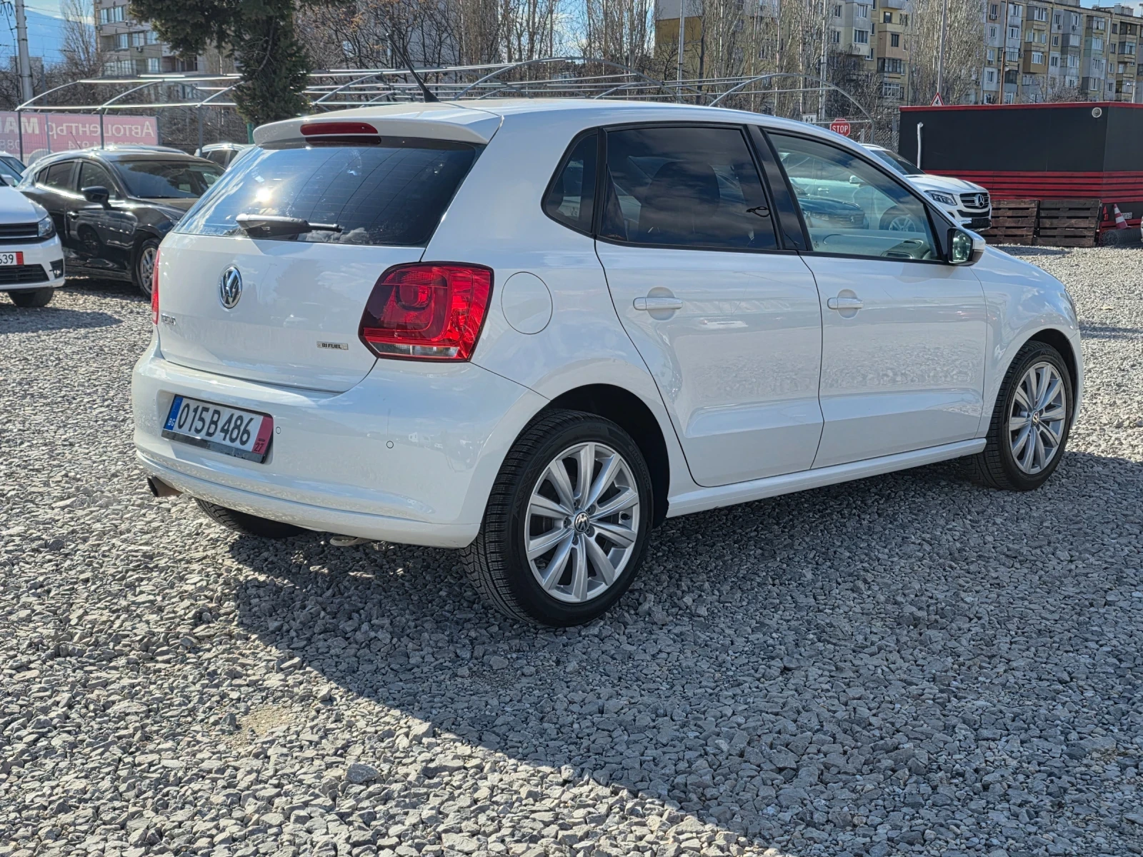 VW Polo 1.4i 68k.c UNIKAT ITALIA GAZ - изображение 4