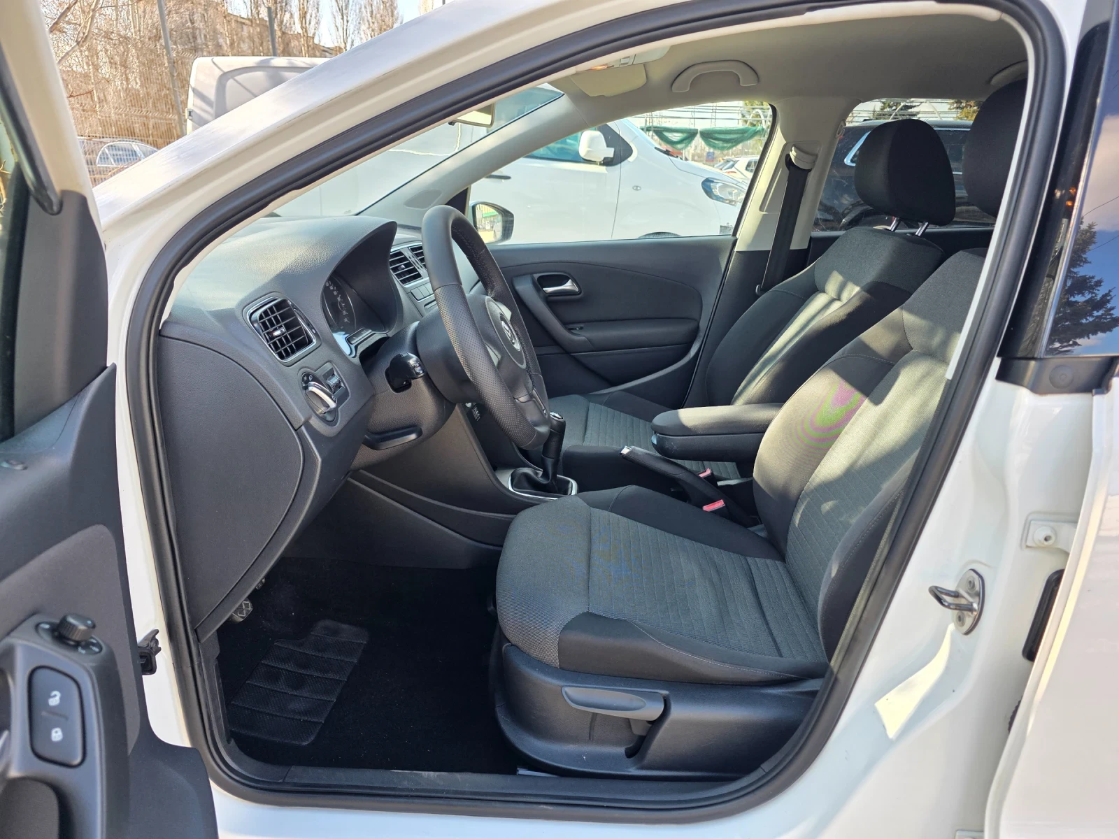 VW Polo 1.4i 68k.c UNIKAT ITALIA GAZ - изображение 7