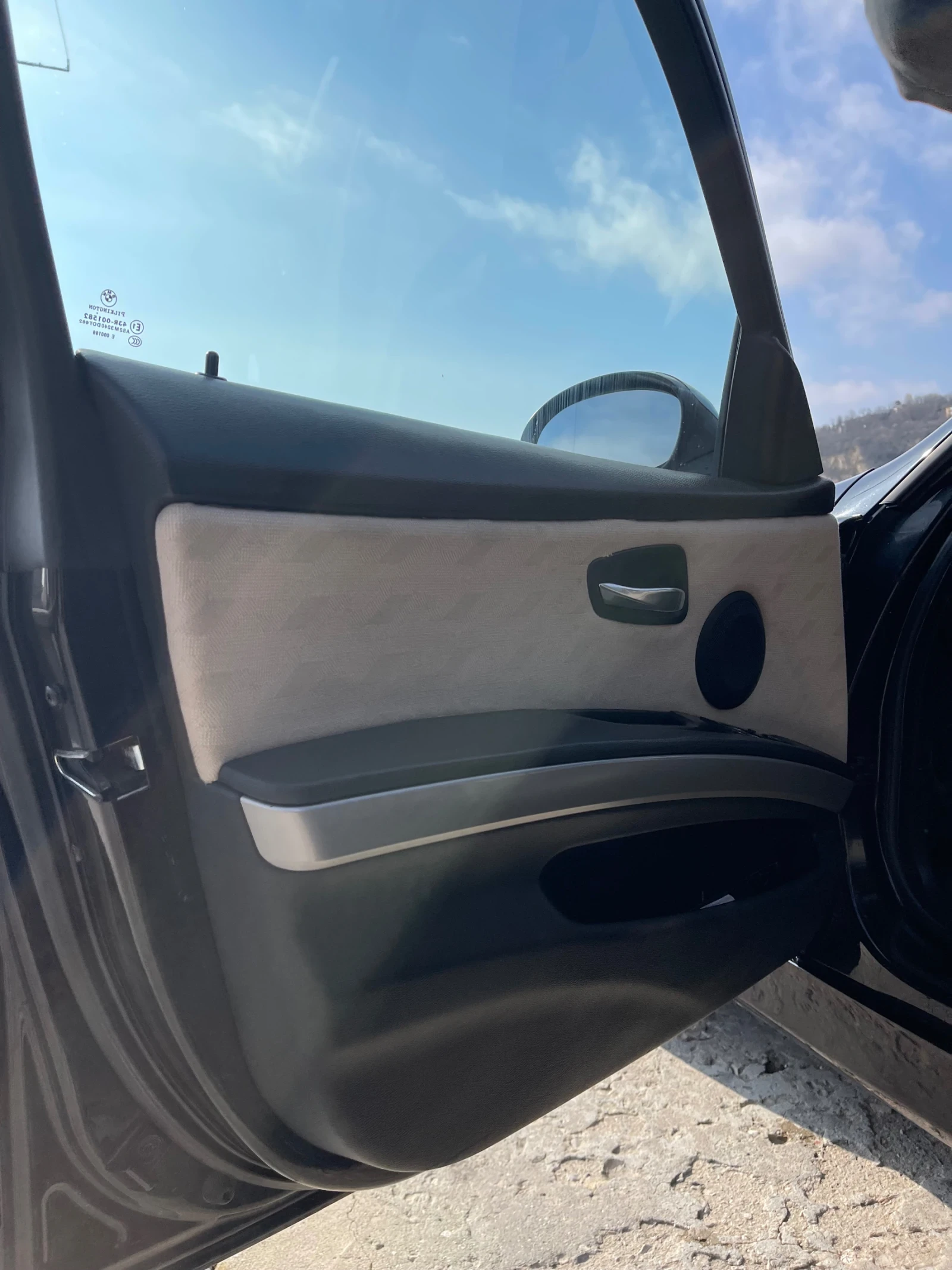 BMW 320 320 D, снимка 8 - Автомобили и джипове - 53757114