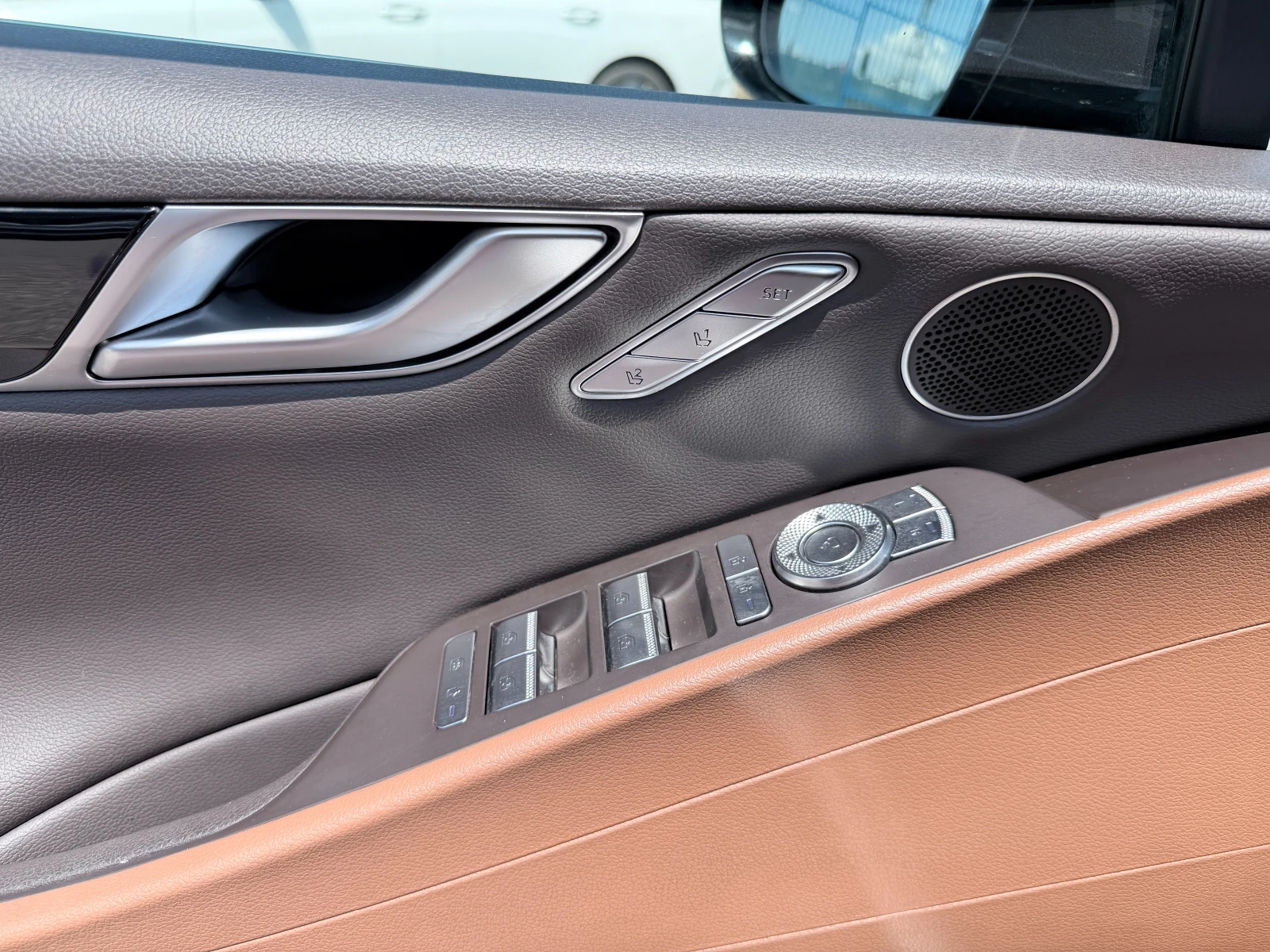 Genesis G80 Гаранция до 2г., Автосервиз, Резервни части сигурн, снимка 8 - Автомобили и джипове - 53929661