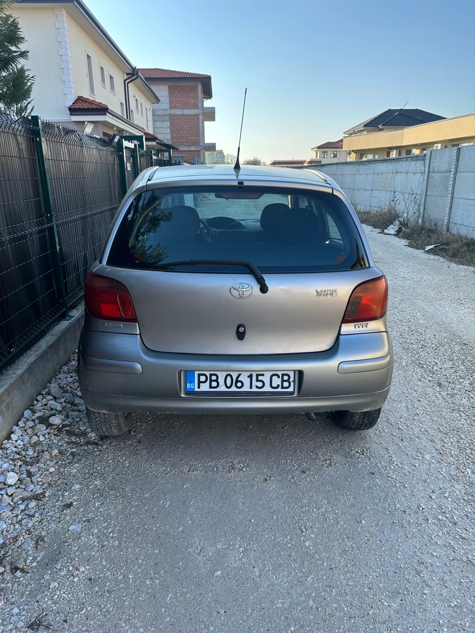 Toyota Yaris, снимка 3 - Автомобили и джипове - 54097201