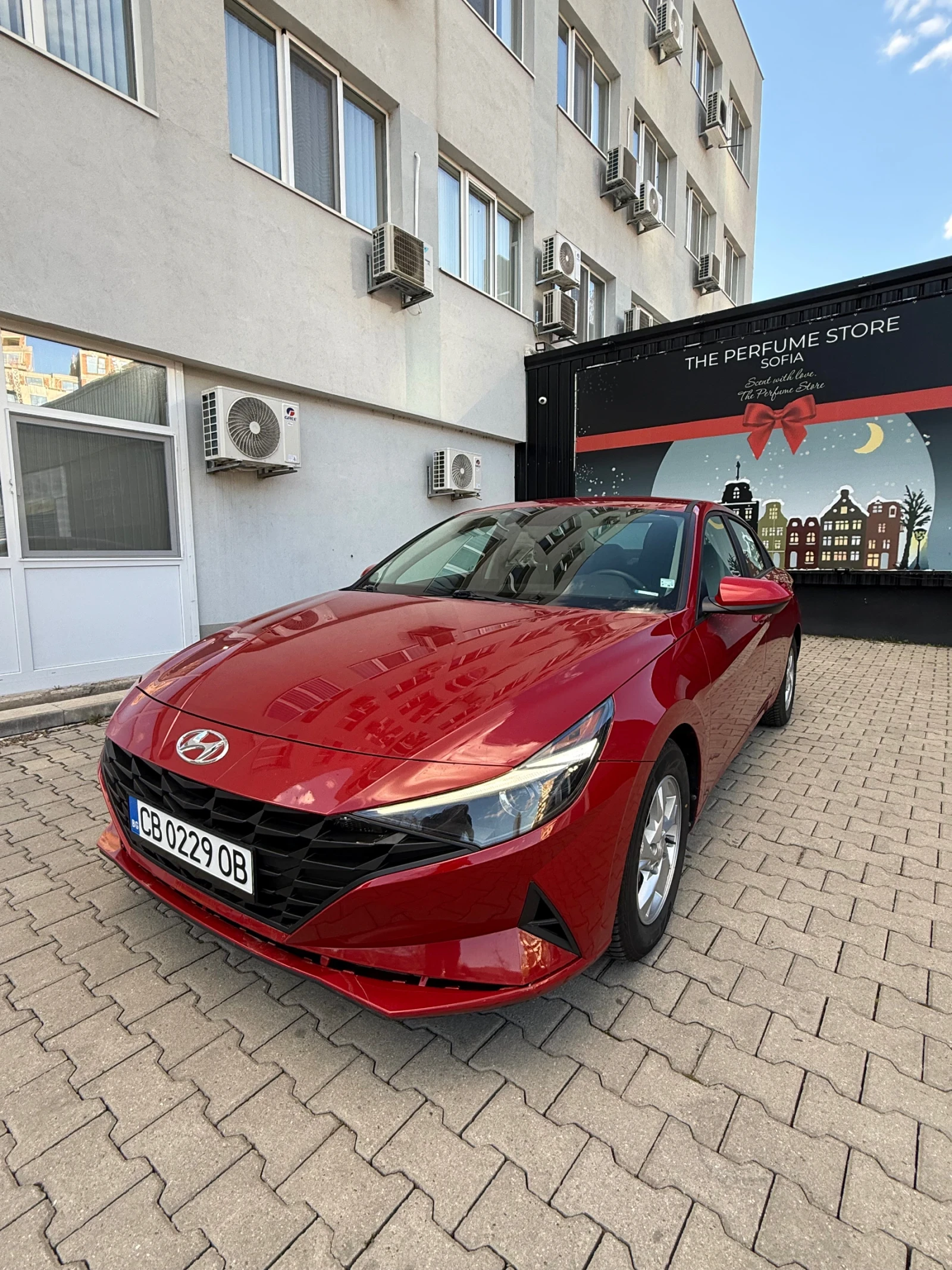 Hyundai Elantra 2.0 2023 бензин 8 скорости и автомат | Auto.bg — изображение 1