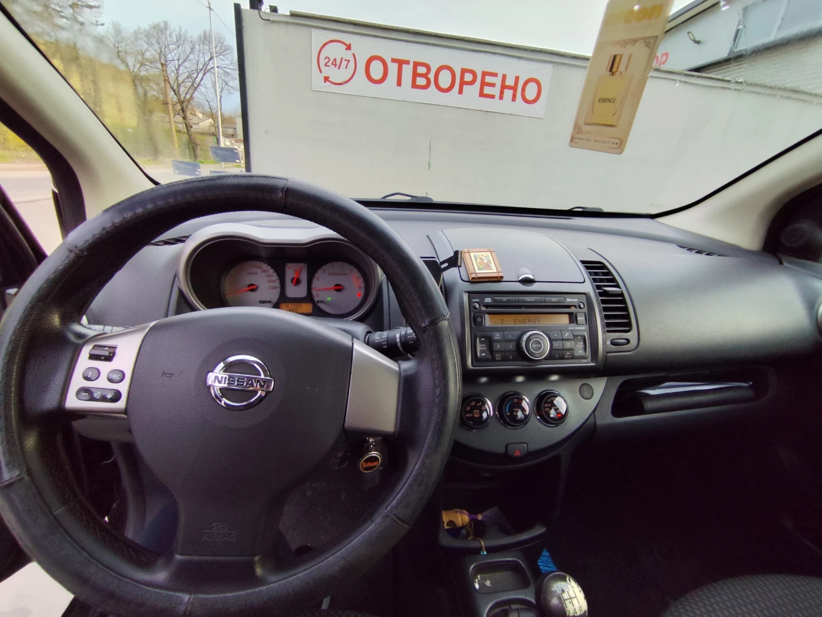 Nissan Note, снимка 8 - Автомобили и джипове - 54208552