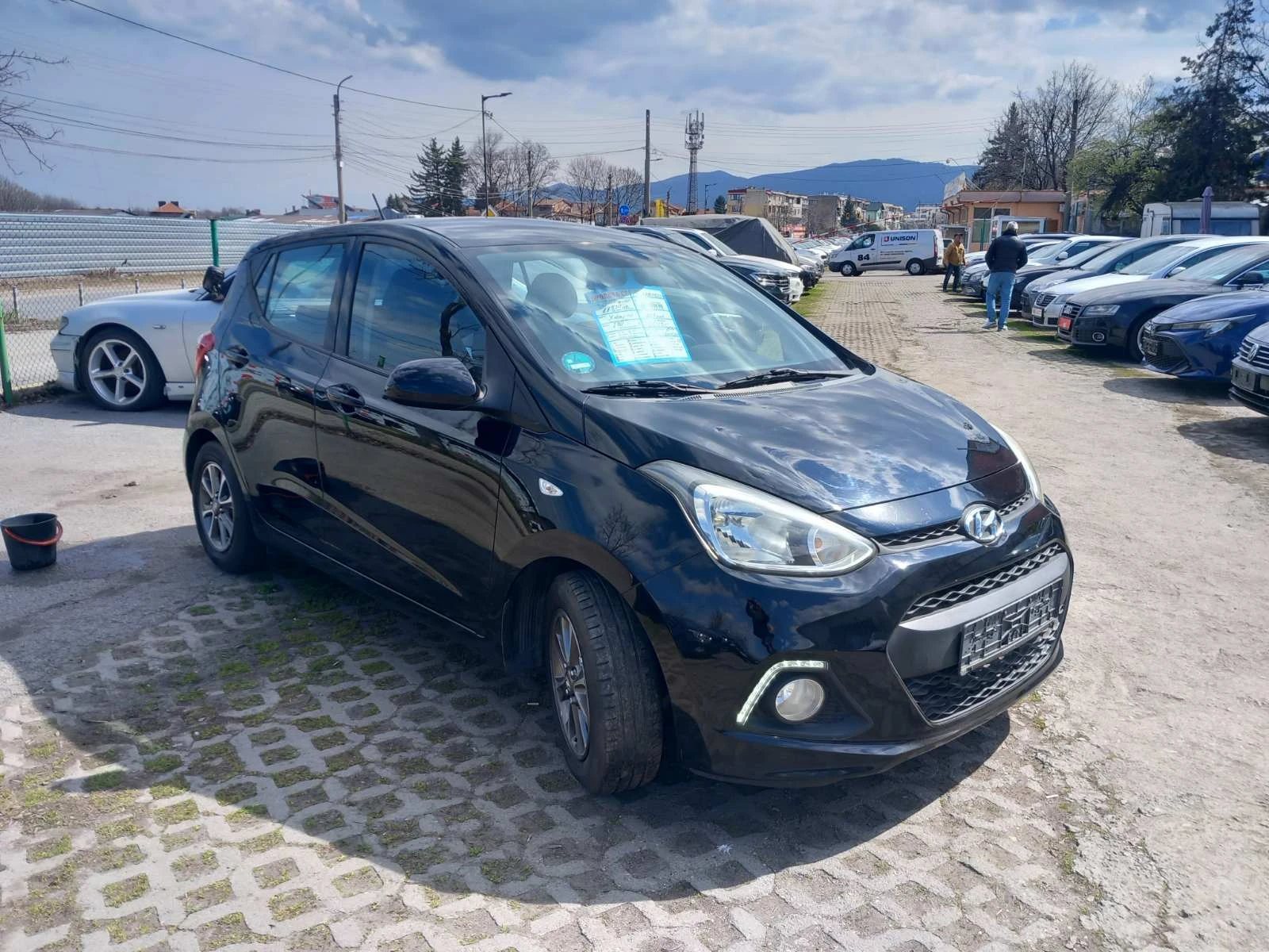 Hyundai I10, снимка 2 - Автомобили и джипове - 54229701