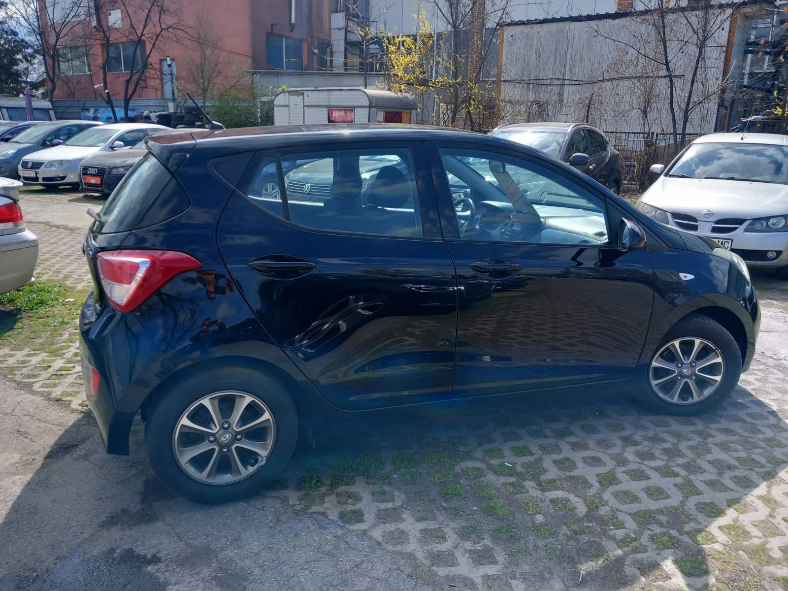 Hyundai I10, снимка 3 - Автомобили и джипове - 54229701