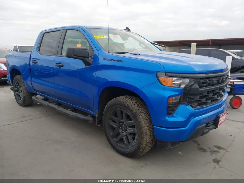 Chevrolet Silverado 2.7l 1500 4Wd Short Bed Custom