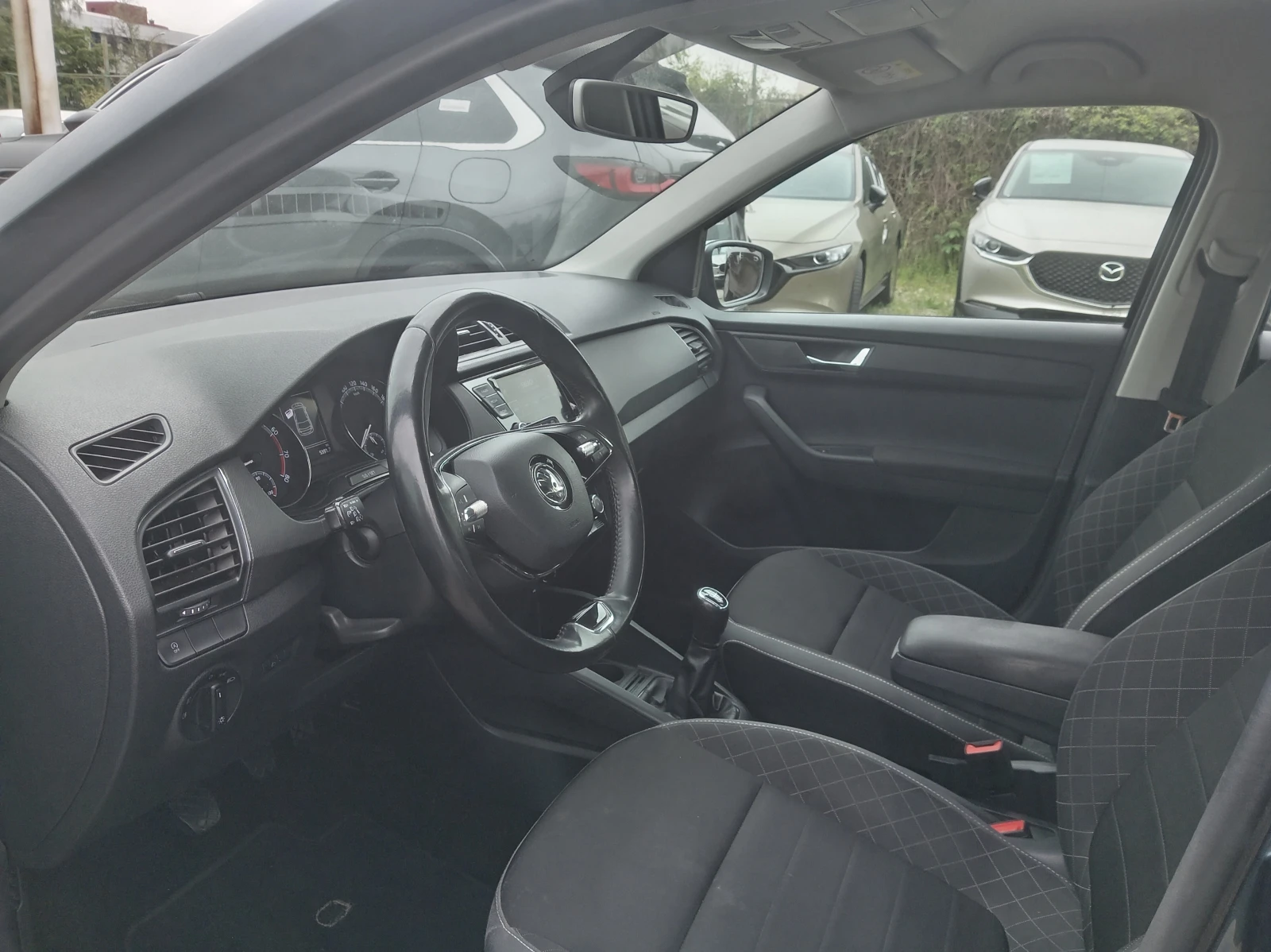 Skoda Fabia TSI, снимка 7 - Автомобили и джипове - 54477529