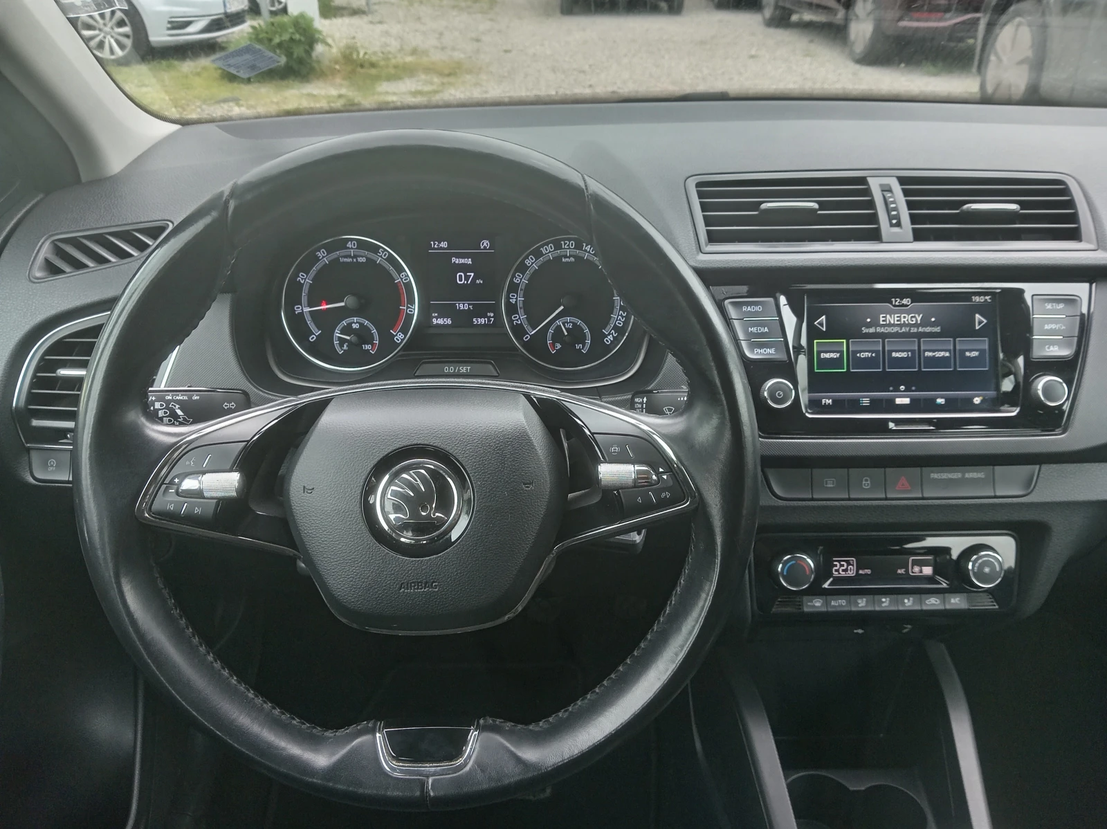 Skoda Fabia TSI, снимка 11 - Автомобили и джипове - 54477529