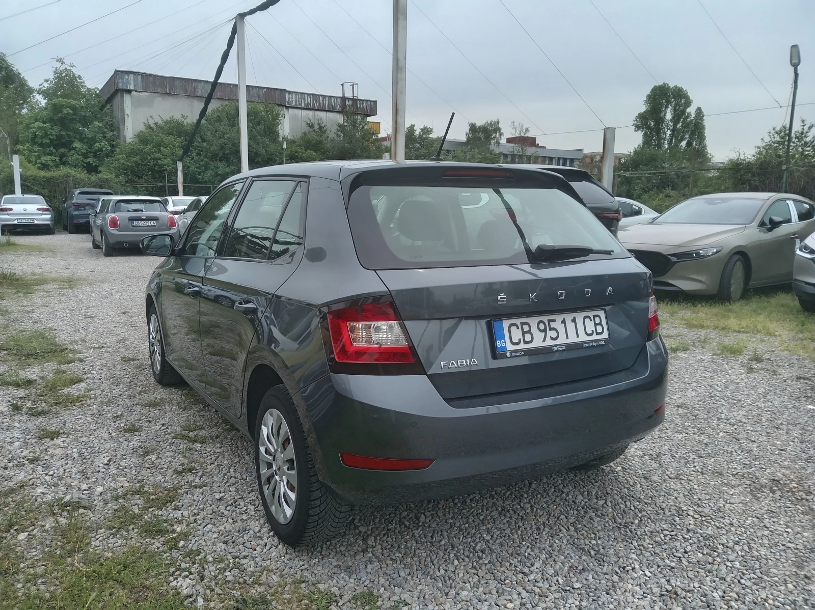 Skoda Fabia TSI, снимка 4 - Автомобили и джипове - 54477529
