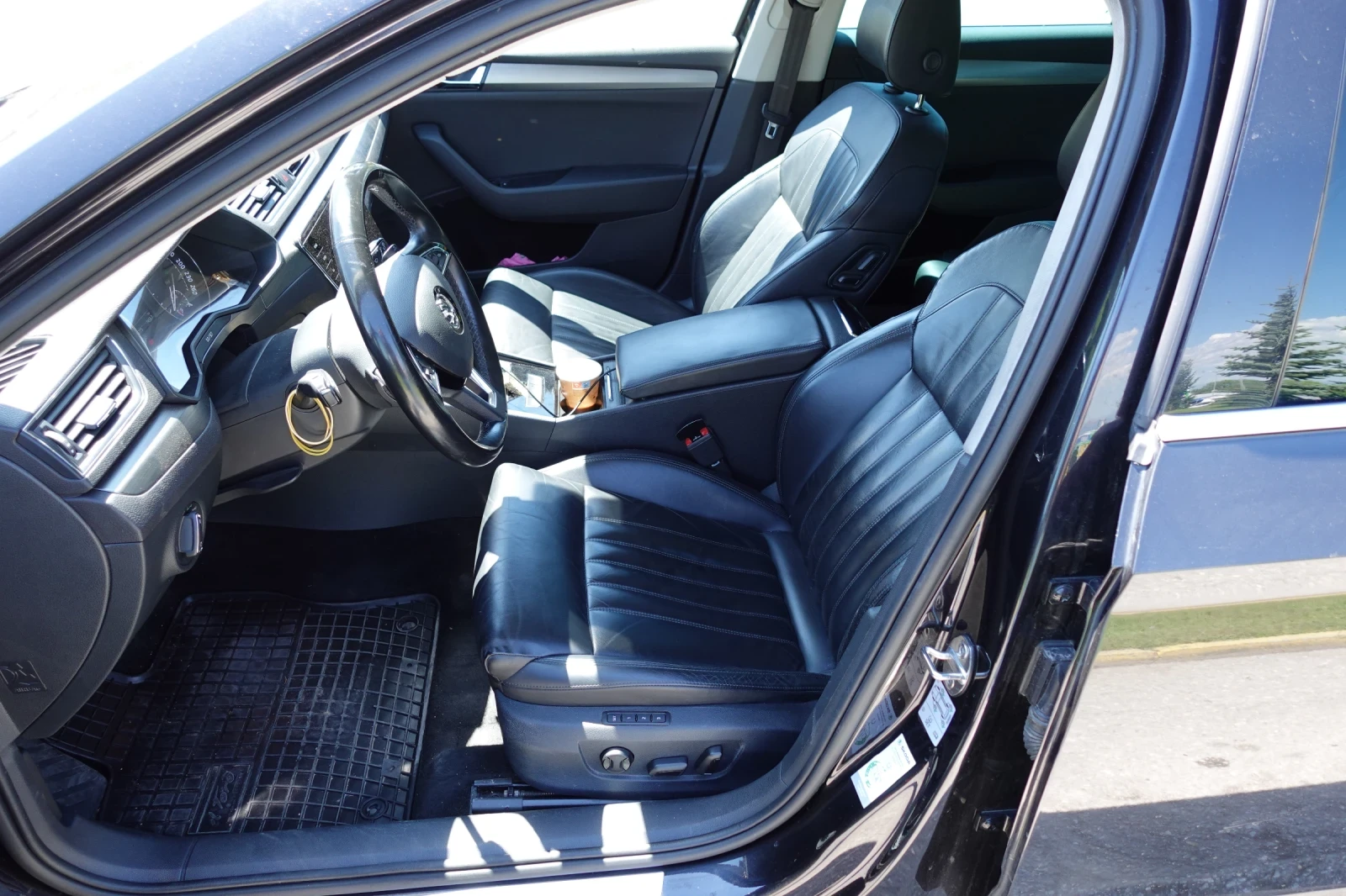 Skoda Superb, снимка 10 - Автомобили и джипове - 54497244