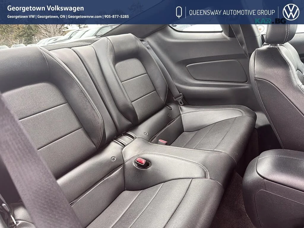 Ford Mustang  Premium Coupe * RWD * АвтоКредит* (ЦЕНА ДО БГ), снимка 13 - Автомобили и джипове - 54565739