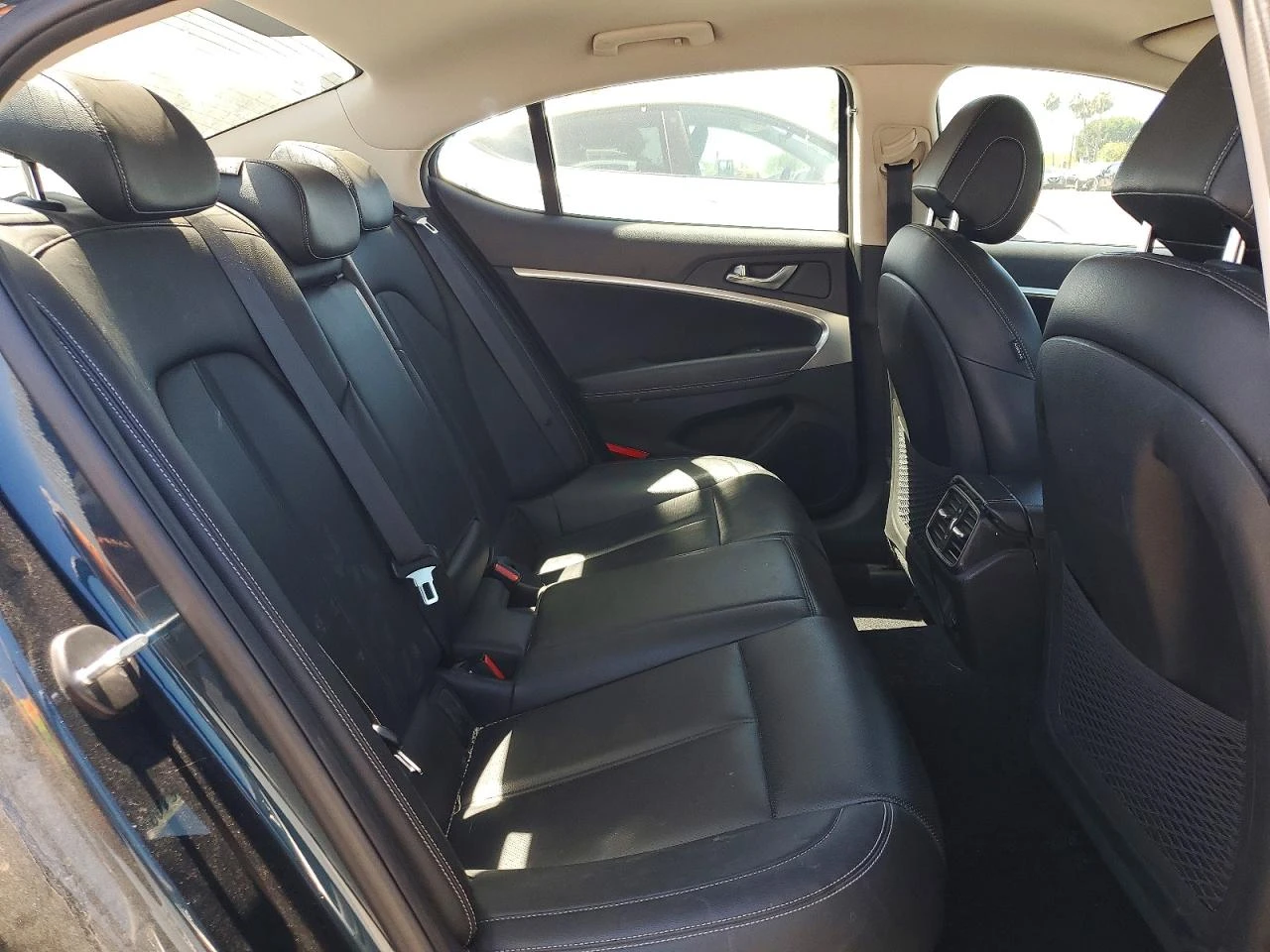 Genesis G70 2.0 T | KEYLESS | АМБИЕНТ | ПОДГРЕВ, снимка 10 - Автомобили и джипове - 55281130