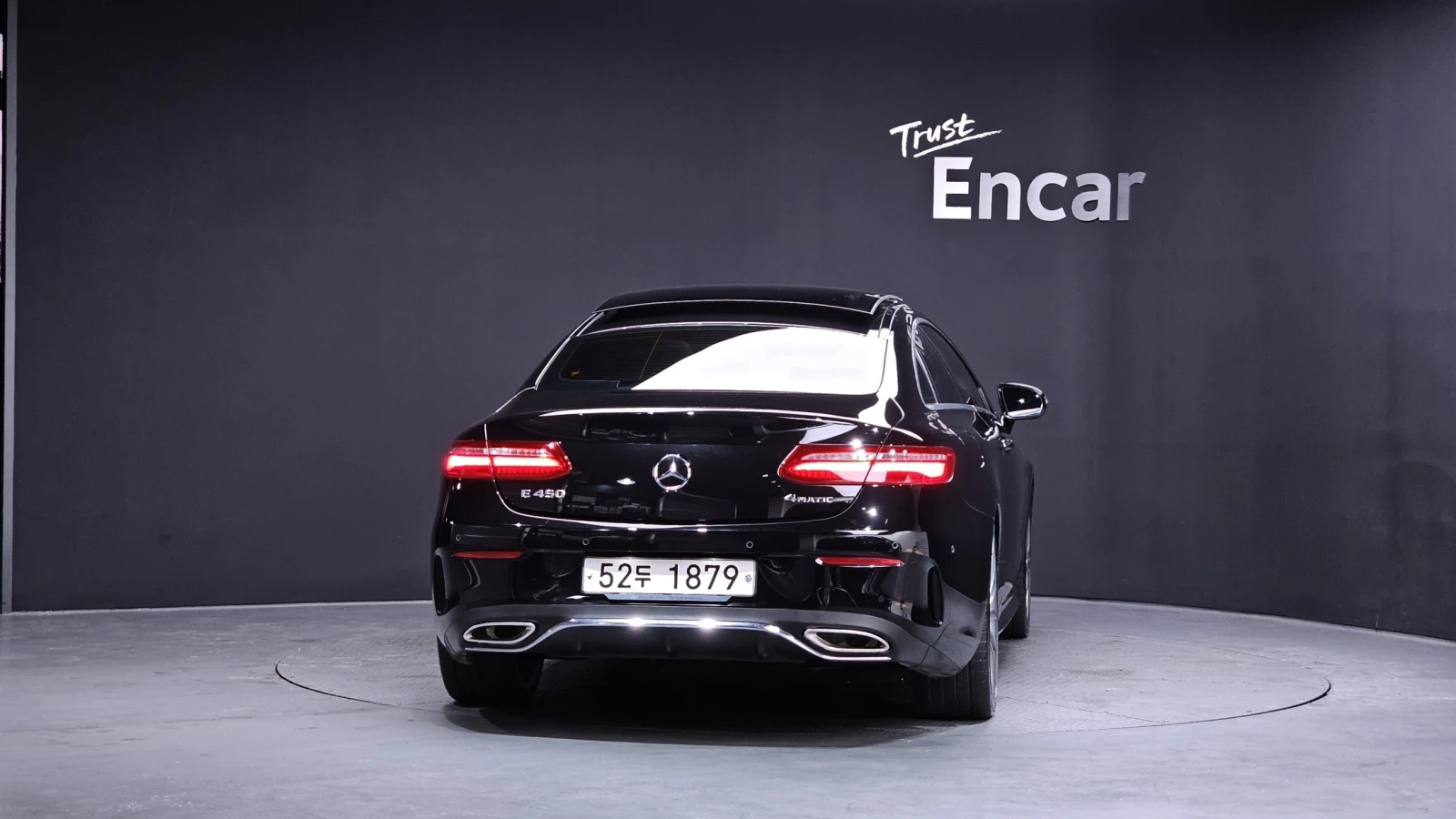 Mercedes-Benz E 450 3.0 4MATIC, FULL, снимка 4 - Автомобили и джипове - 55393041