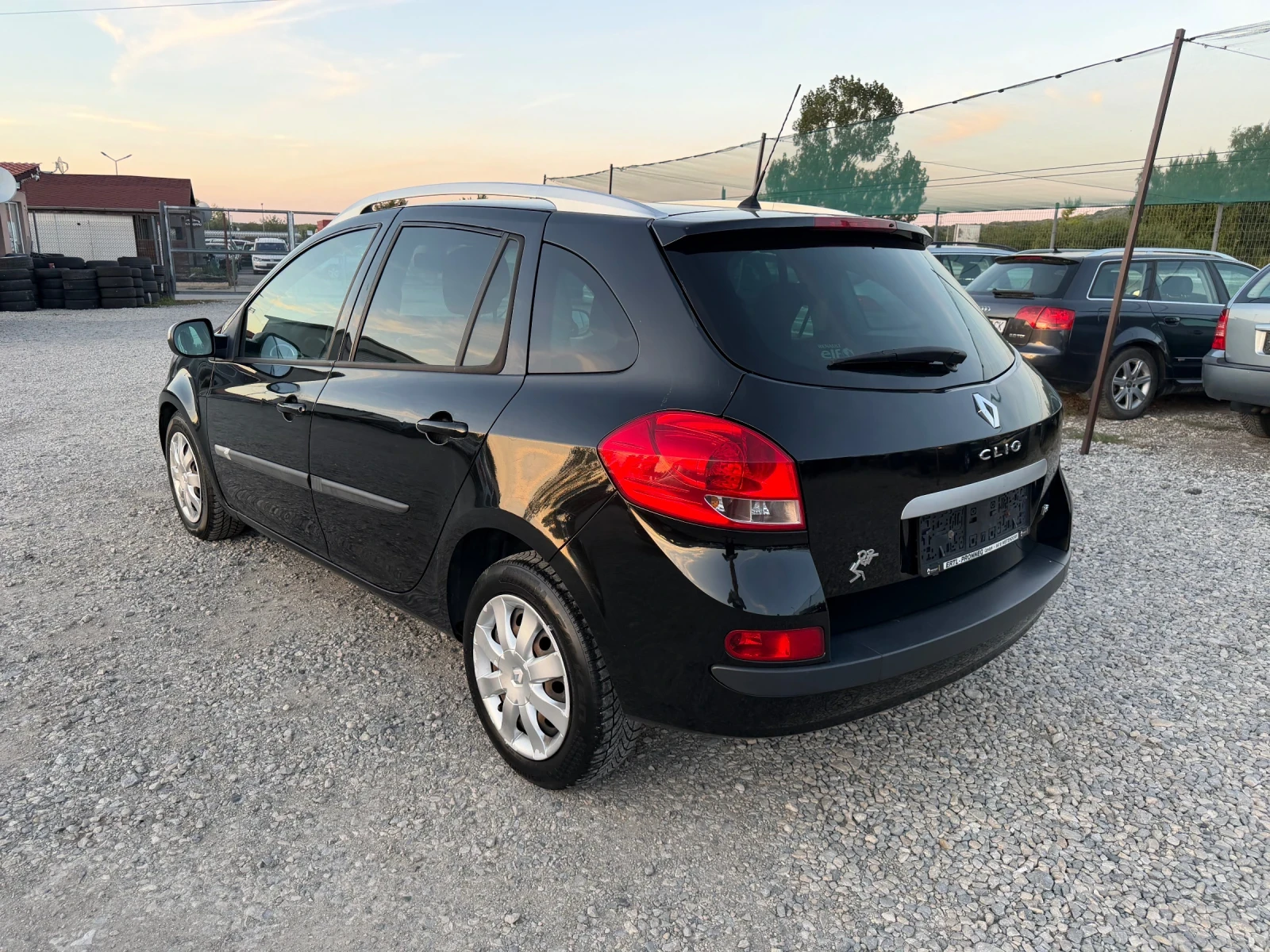 Renault Clio 1.2TCe-103PS, снимка 7 - Автомобили и джипове - 55529446