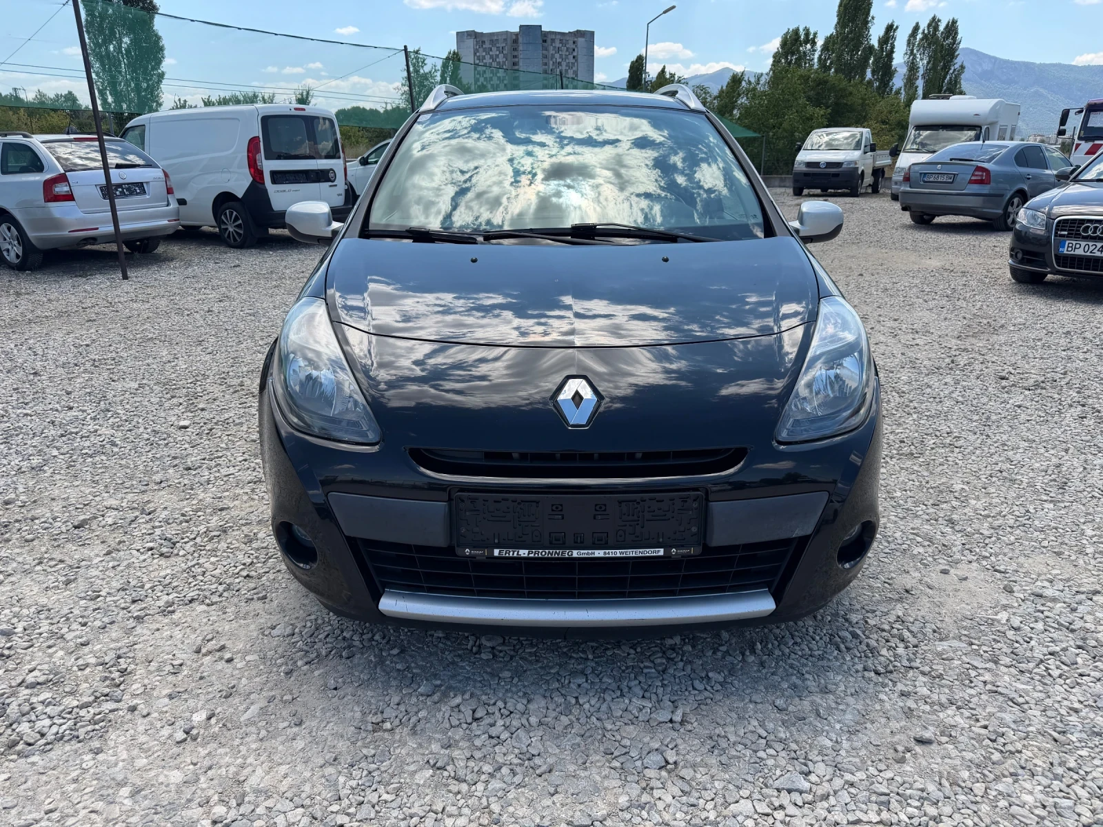 Renault Clio 1.2TCe-103PS, снимка 2 - Автомобили и джипове - 55529446