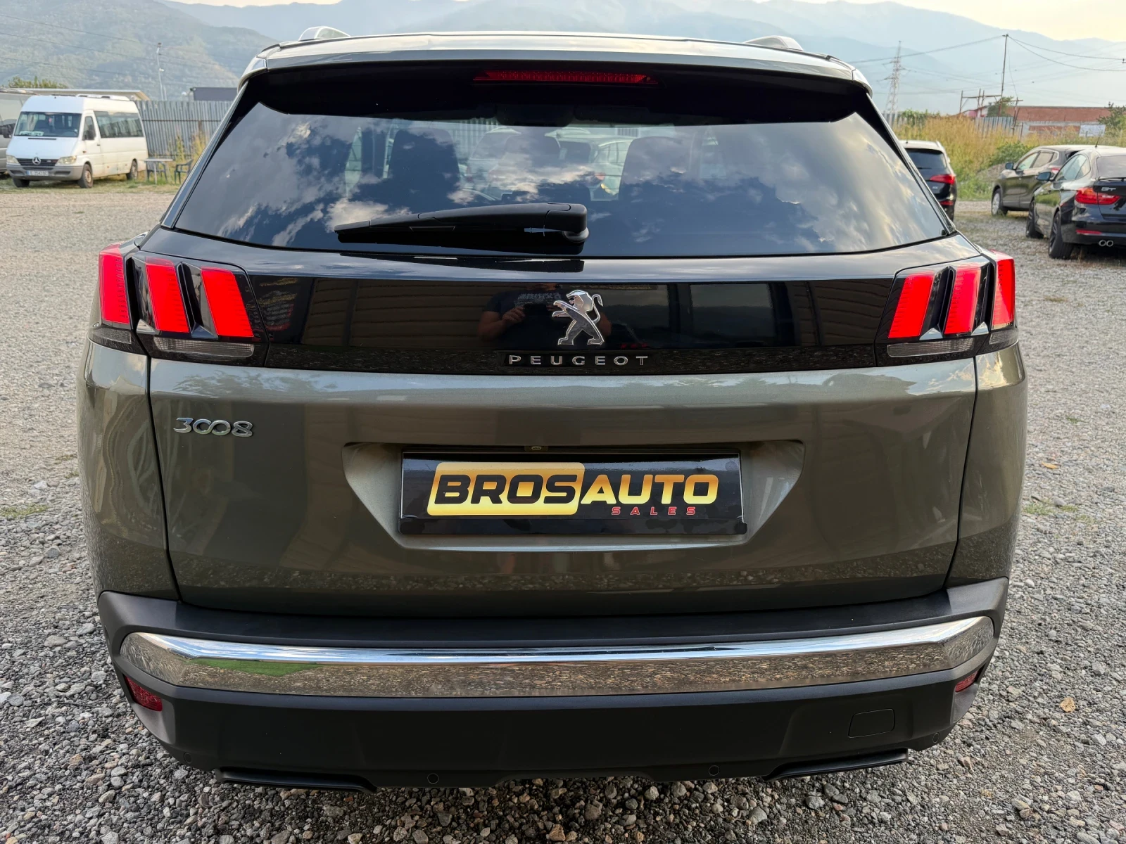 Peugeot 3008 1.5 BlueHDI  |  Allure  |  Облужена на 100%, снимка 7 - Автомобили и джипове - 55724460