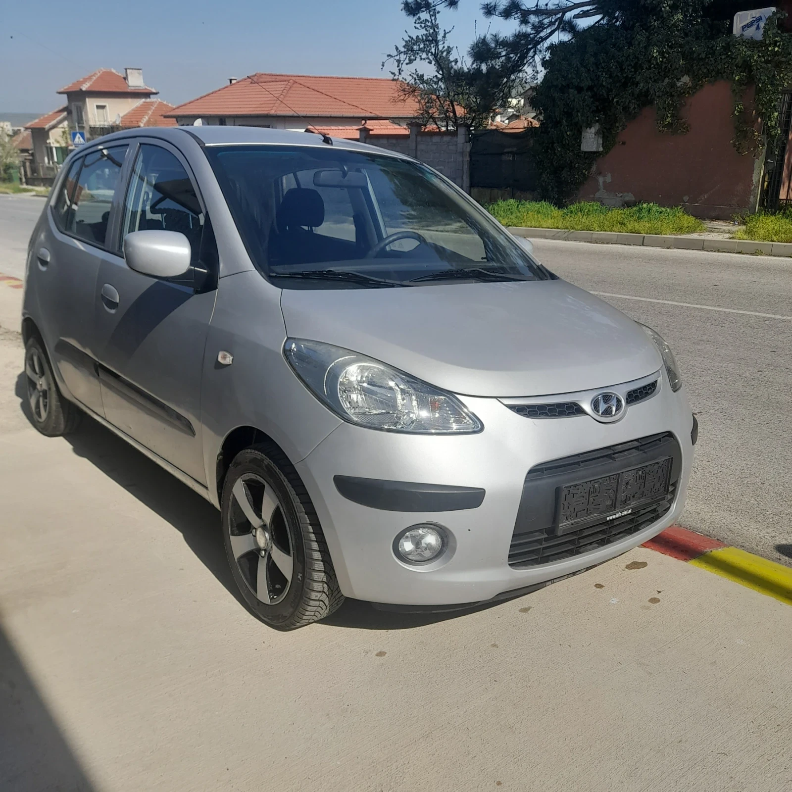 Hyundai I10, снимка 2 - Автомобили и джипове - 56207783