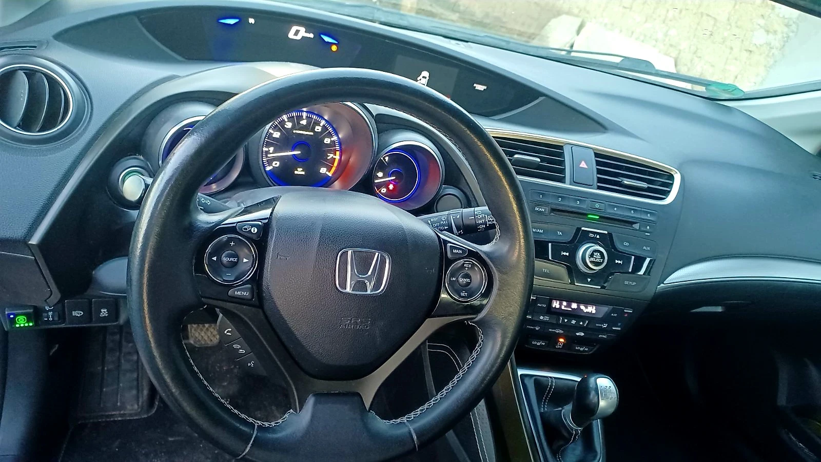 Honda Civic Facelift 1.8  V tec, снимка 10 - Автомобили и джипове - 56410164