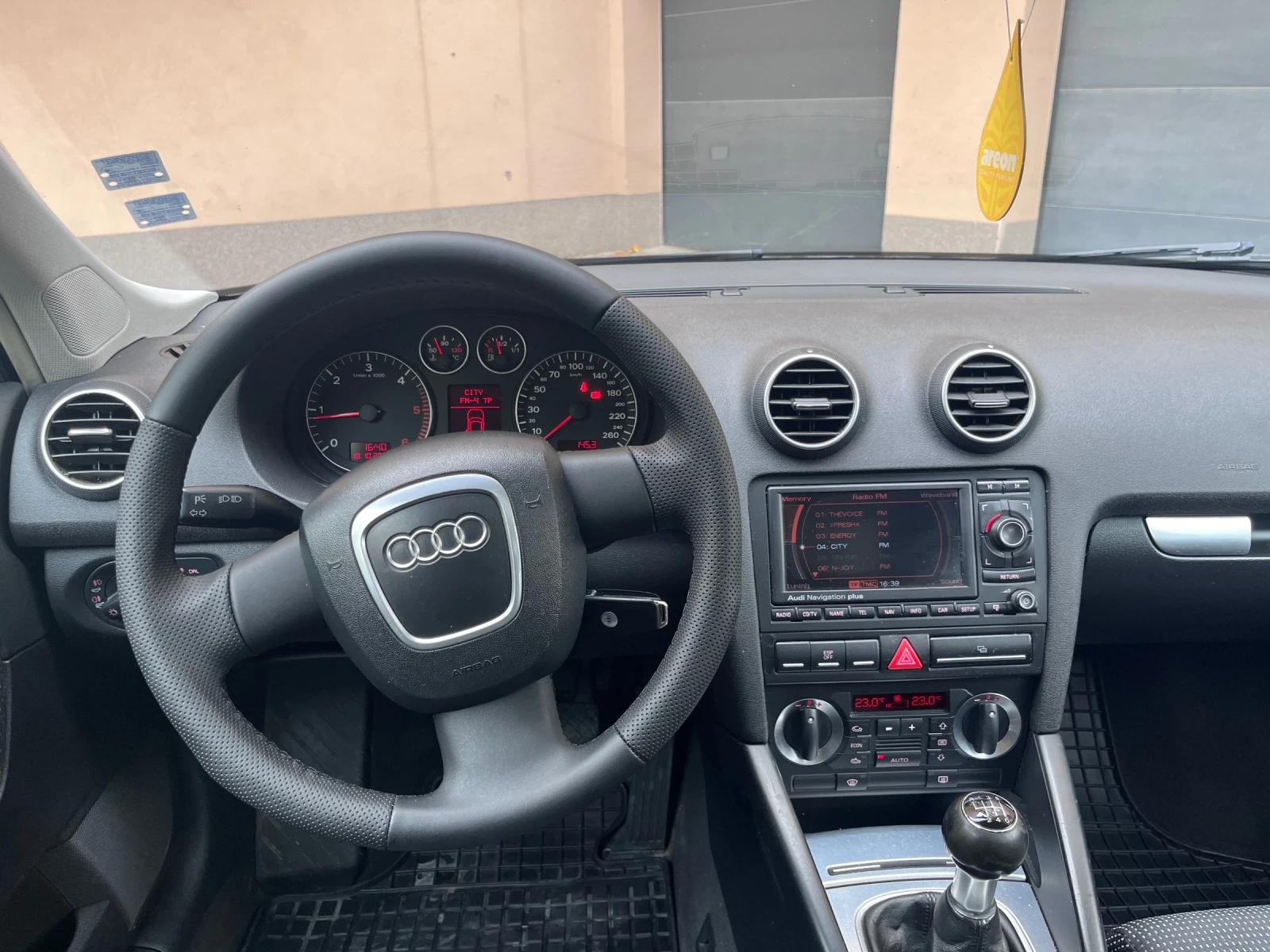 Audi A3 Sportback (8PA) 2.0 TDI | Mobile.bg � ����������� 16