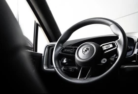 Porsche Cayenne TURBO E-HYBRID/PDCC/REAR AXLE/BURMESTER/NIGHT/ | Auto.bg — изображение 11