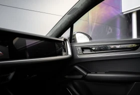 Porsche Cayenne TURBO E-HYBRID/PDCC/REAR AXLE/BURMESTER/NIGHT/ | Auto.bg — изображение 16