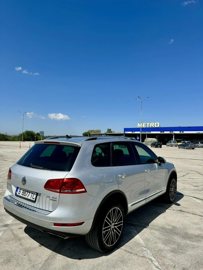 VW Touareg, снимка 5 - Автомобили и джипове - 47226664