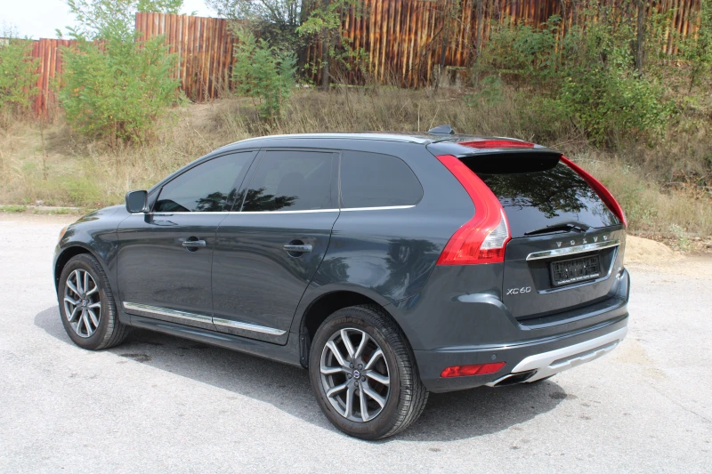 Volvo XC60 T5 2.5, снимка 5 - Автомобили и джипове - 47281302