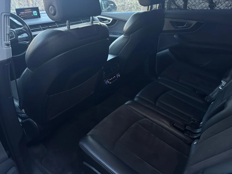 Audi Q7 BLACK FRIDAY!!!* TOP* QUATTRO* ЛИЗИНГ* , снимка 11 - Автомобили и джипове - 52328656
